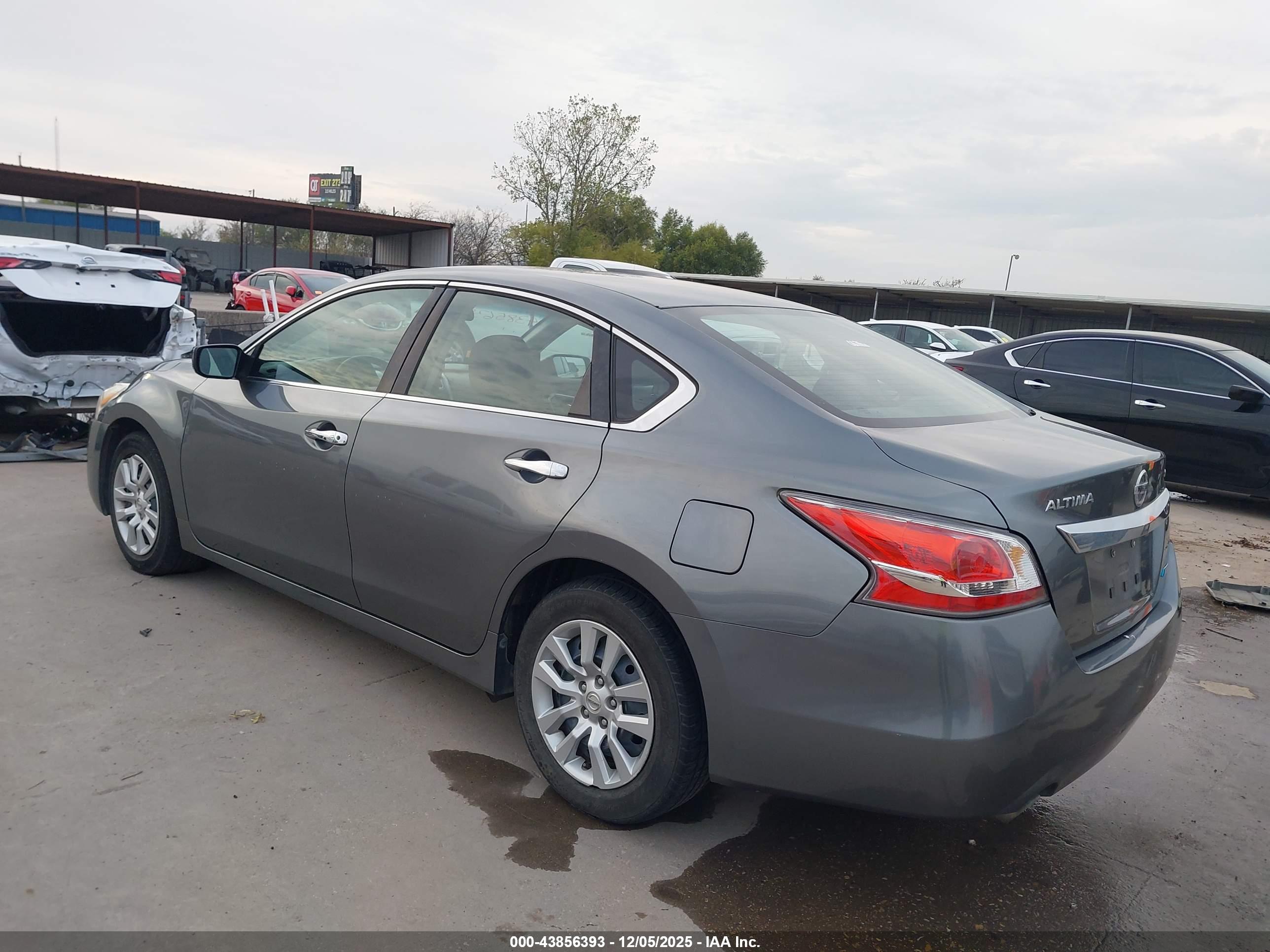 NISSAN ALTIMA image 3