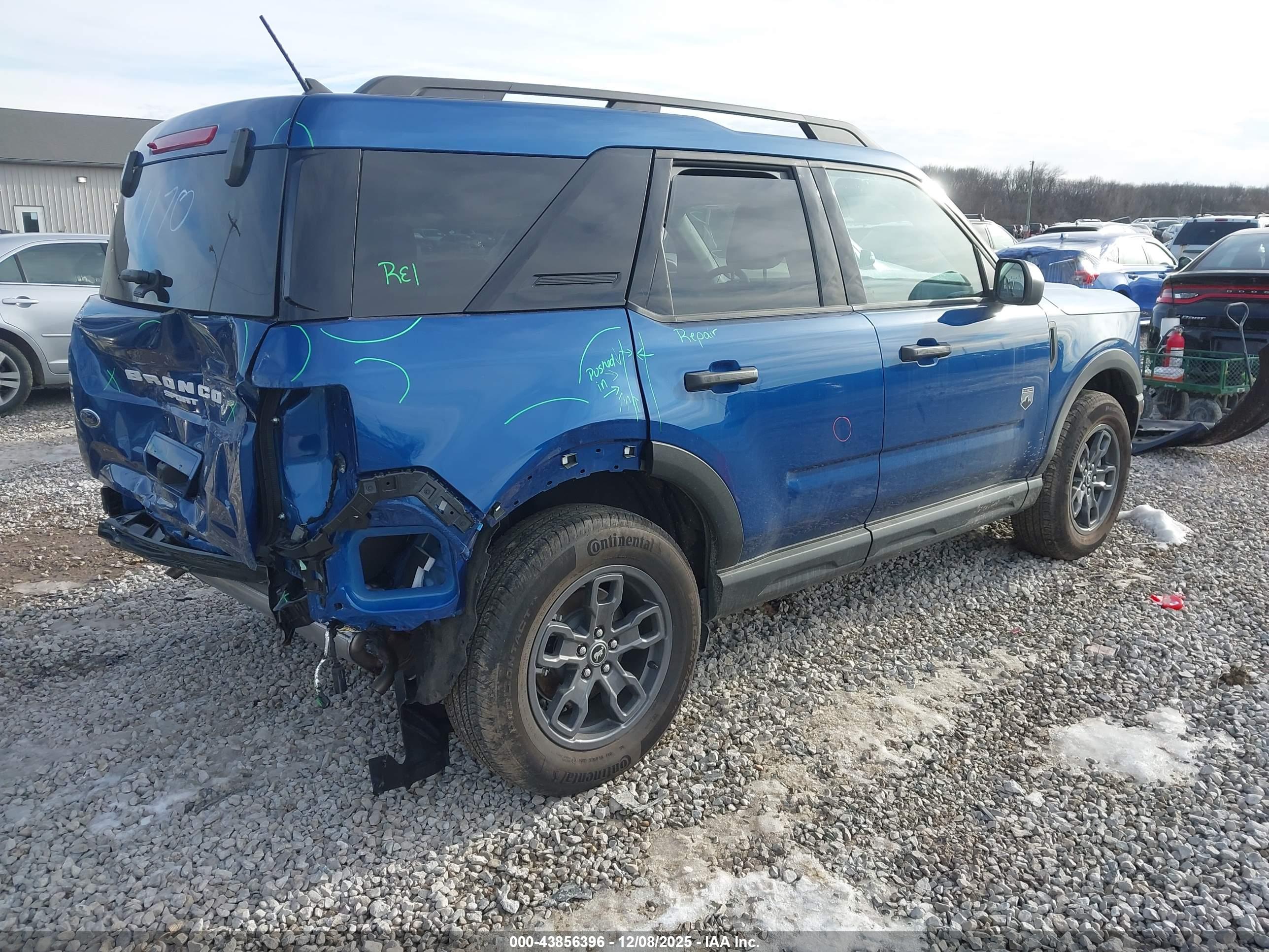 FORD BRONCO image 4