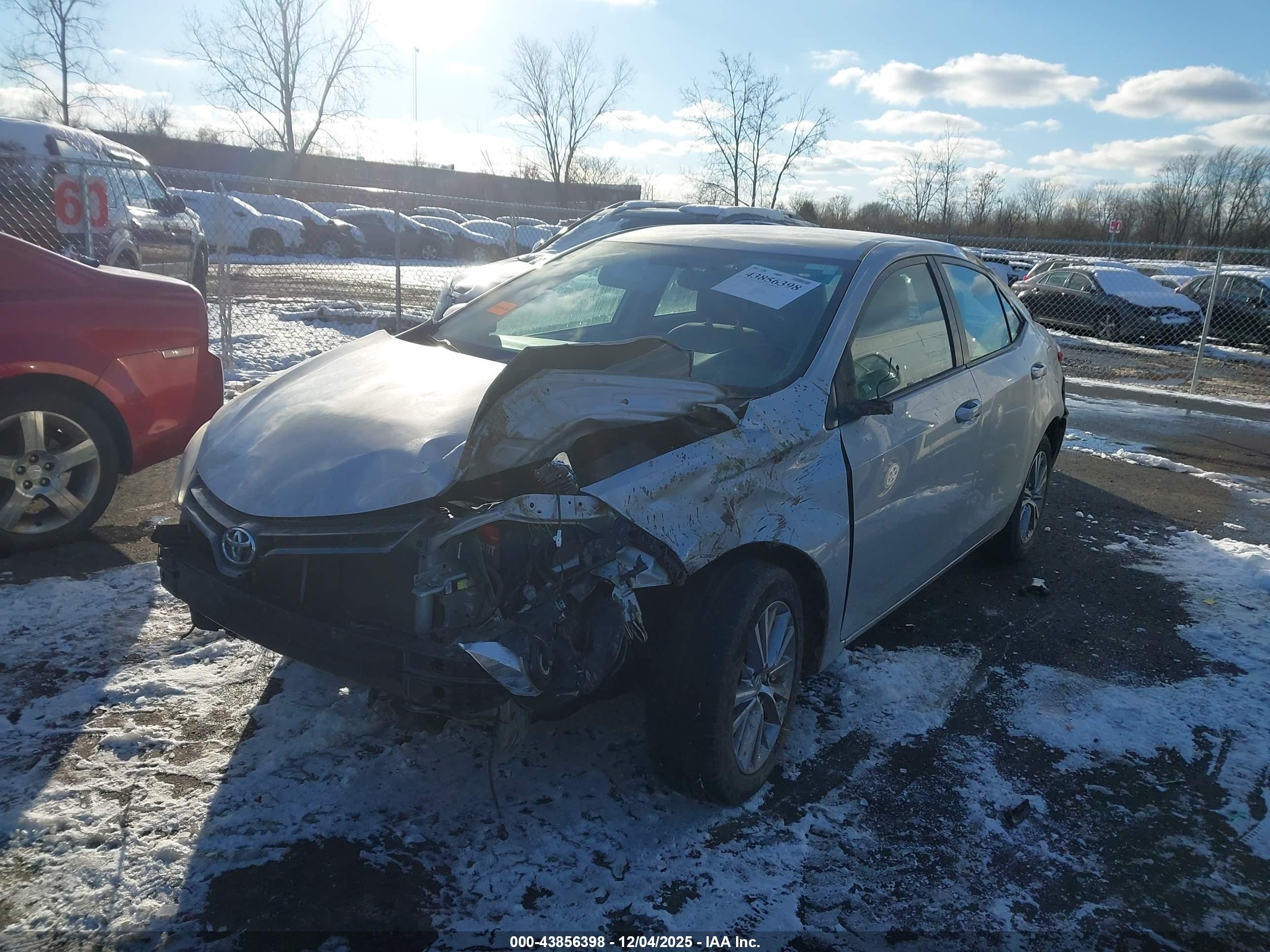 TOYOTA COROLLA image 2