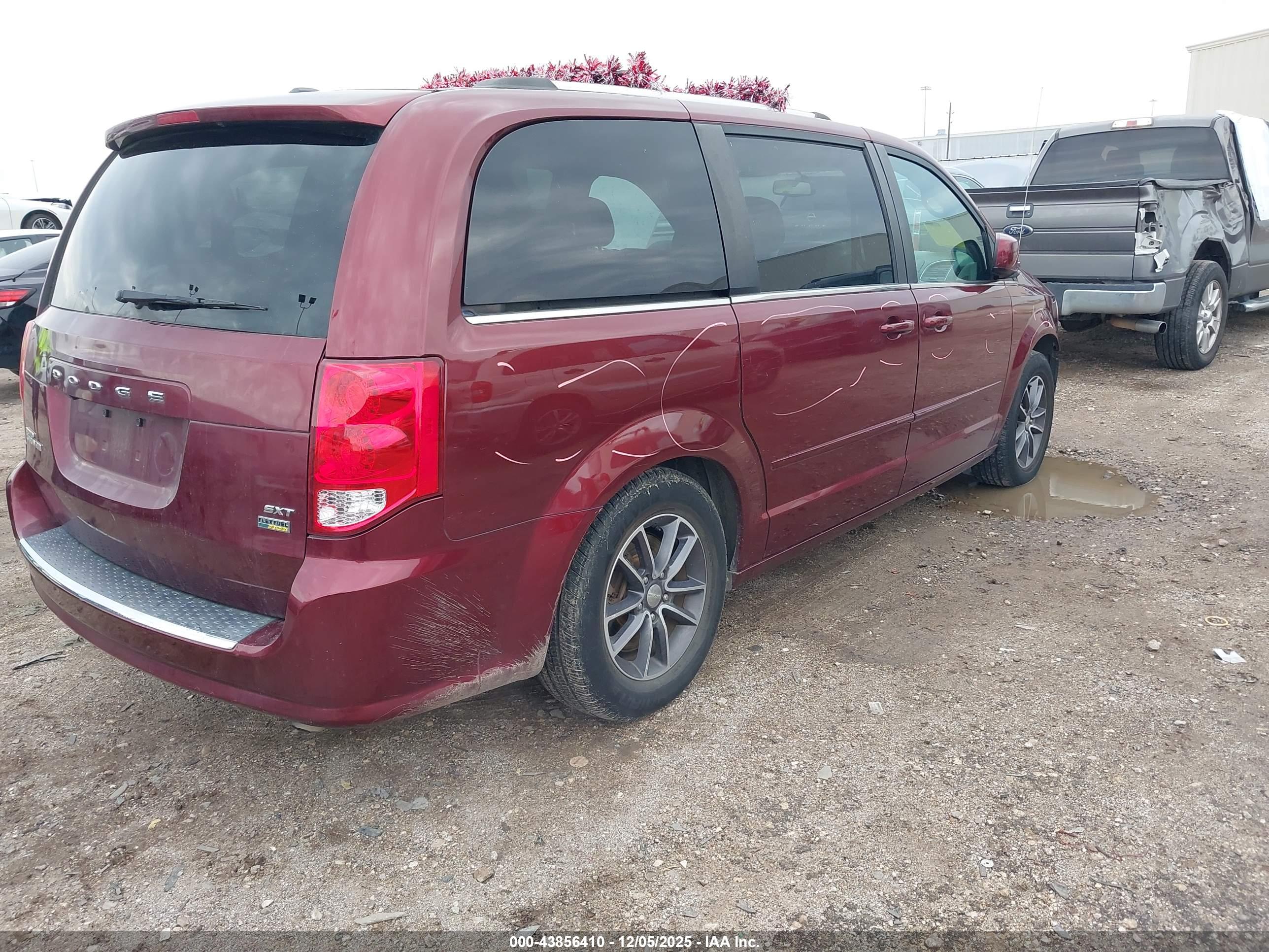 DODGE GRAND image 4