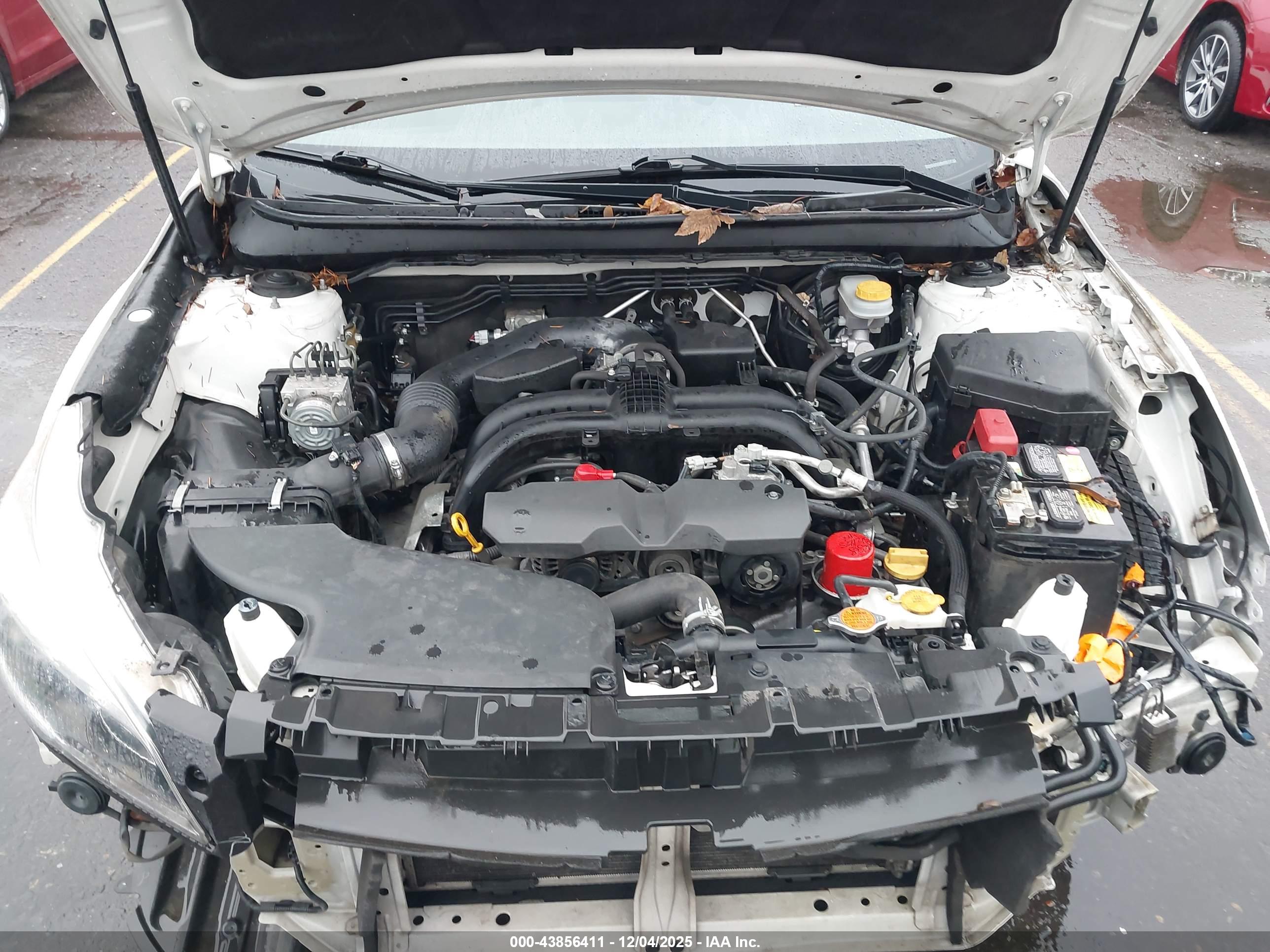 SUBARU OUTBACK image 10