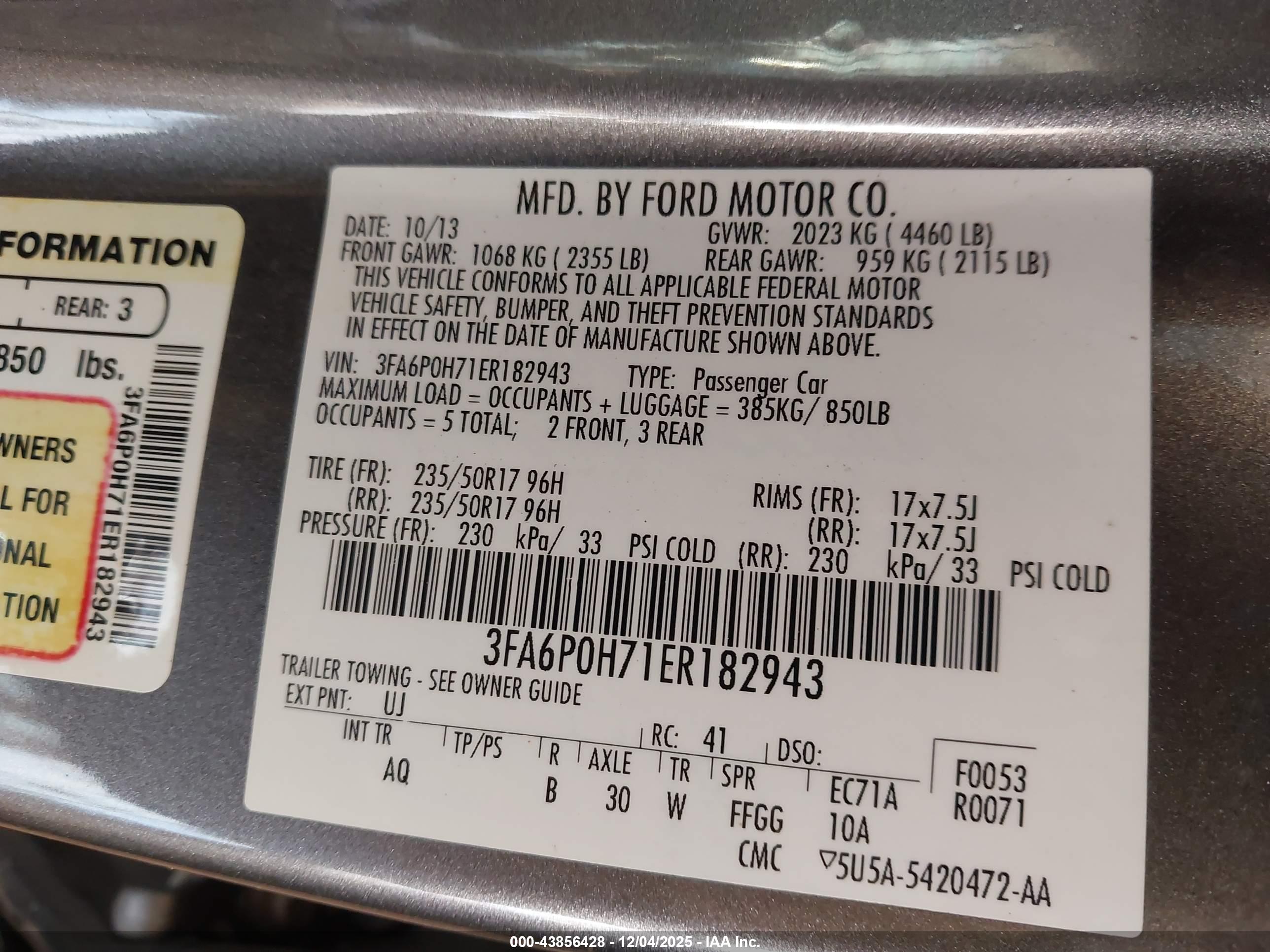 FORD FUSION image 9
