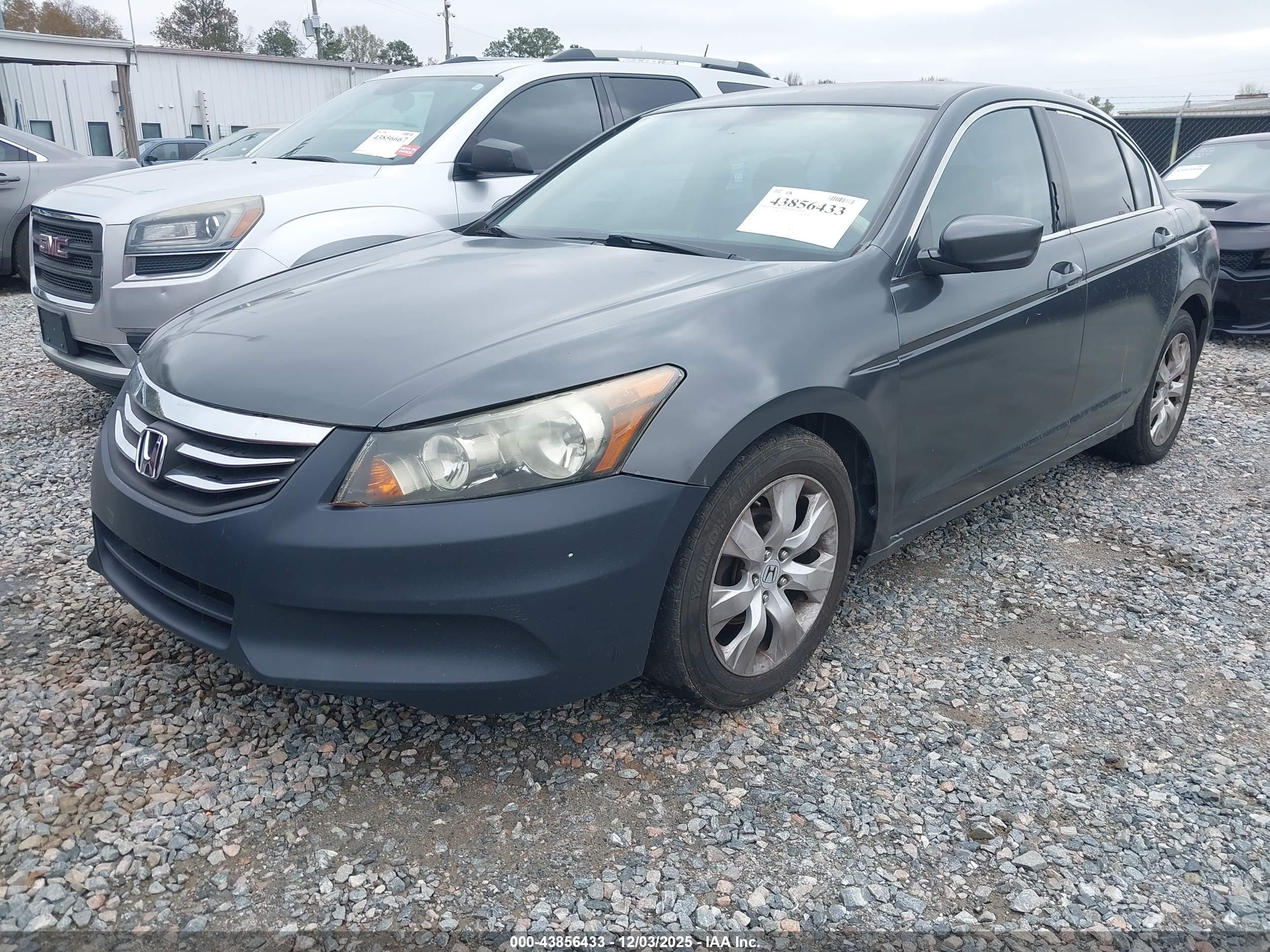 HONDA ACCORD image 2