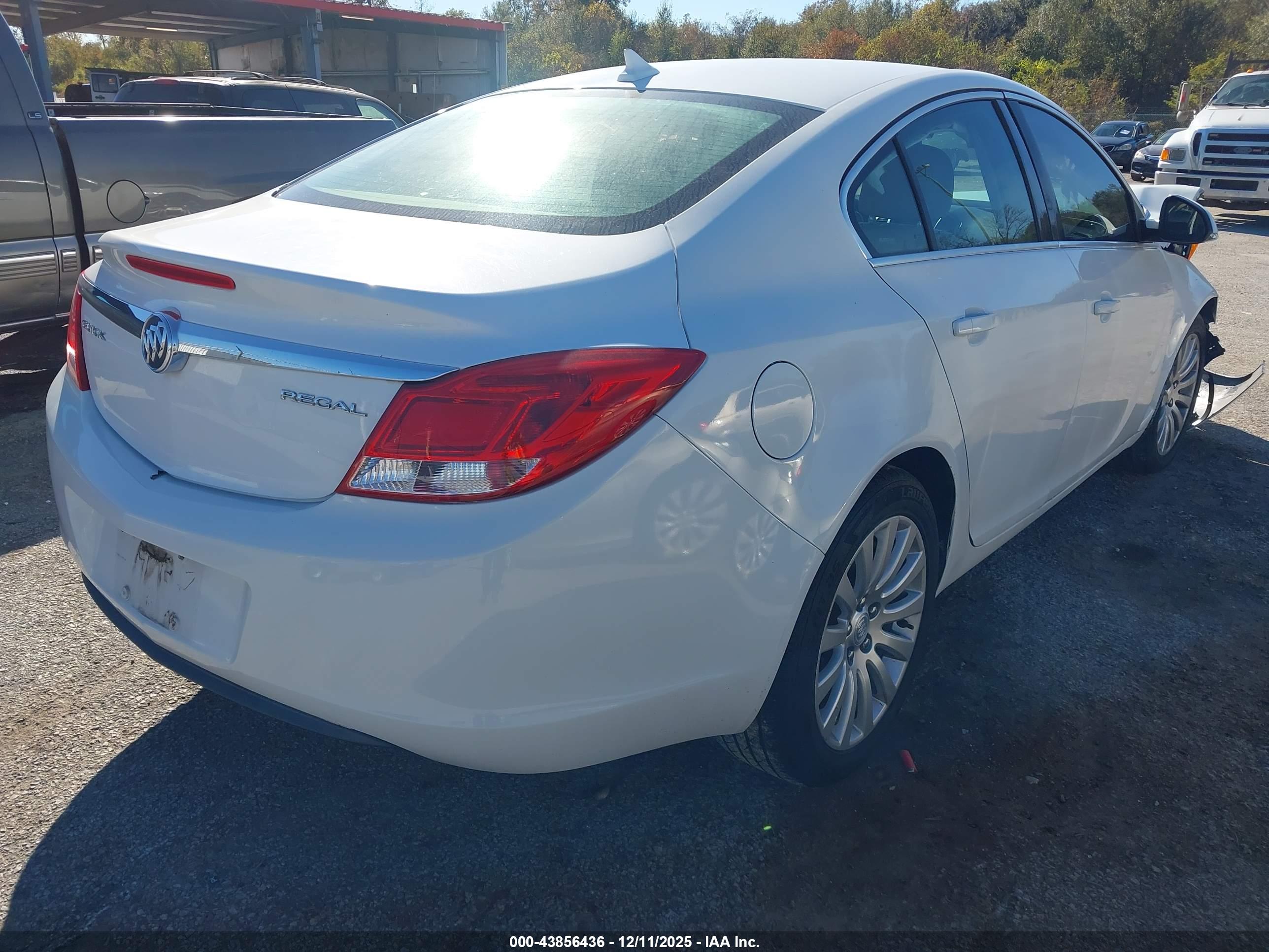 BUICK REGAL image 4