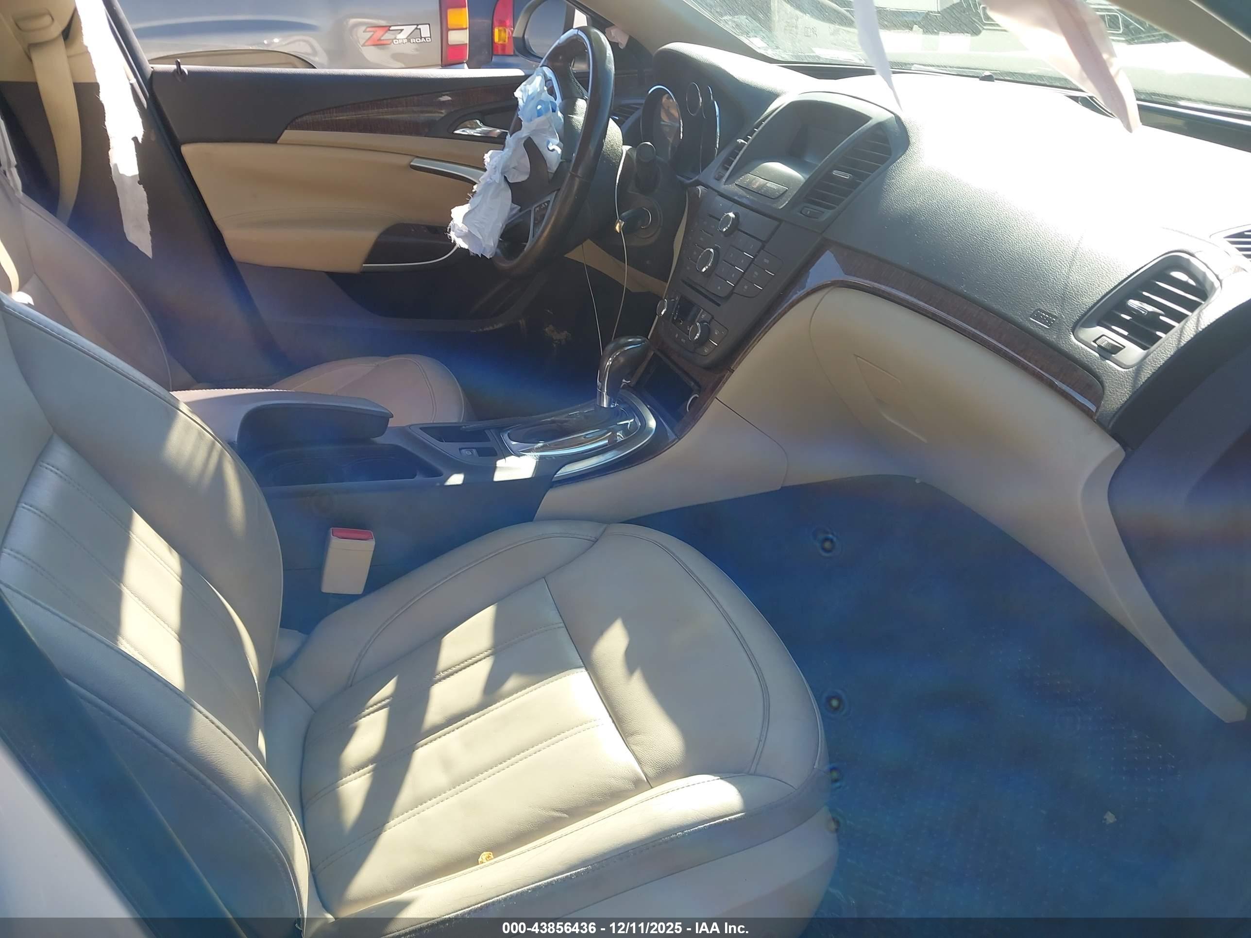 BUICK REGAL image 5