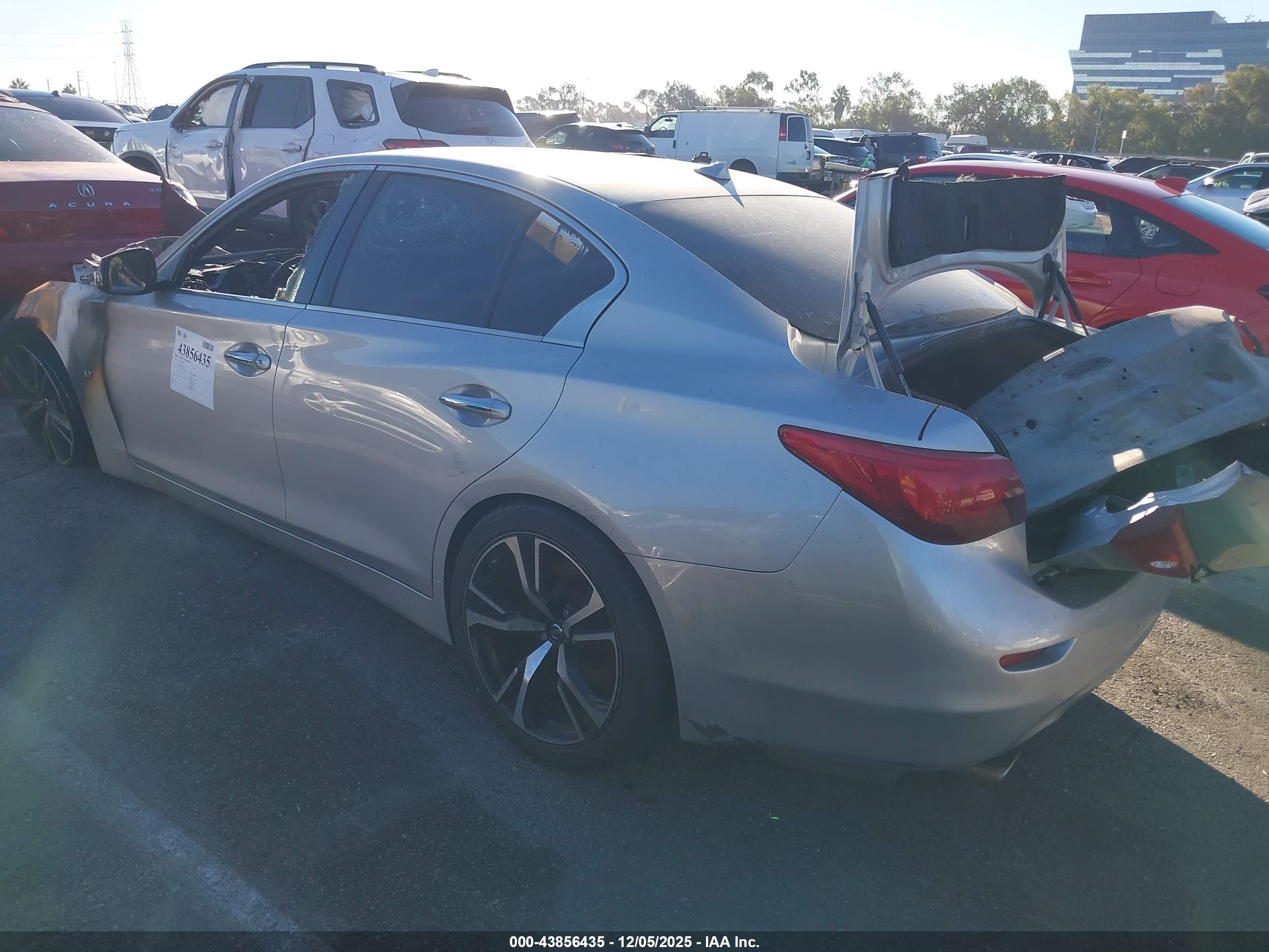 INFINITI Q50 image 3