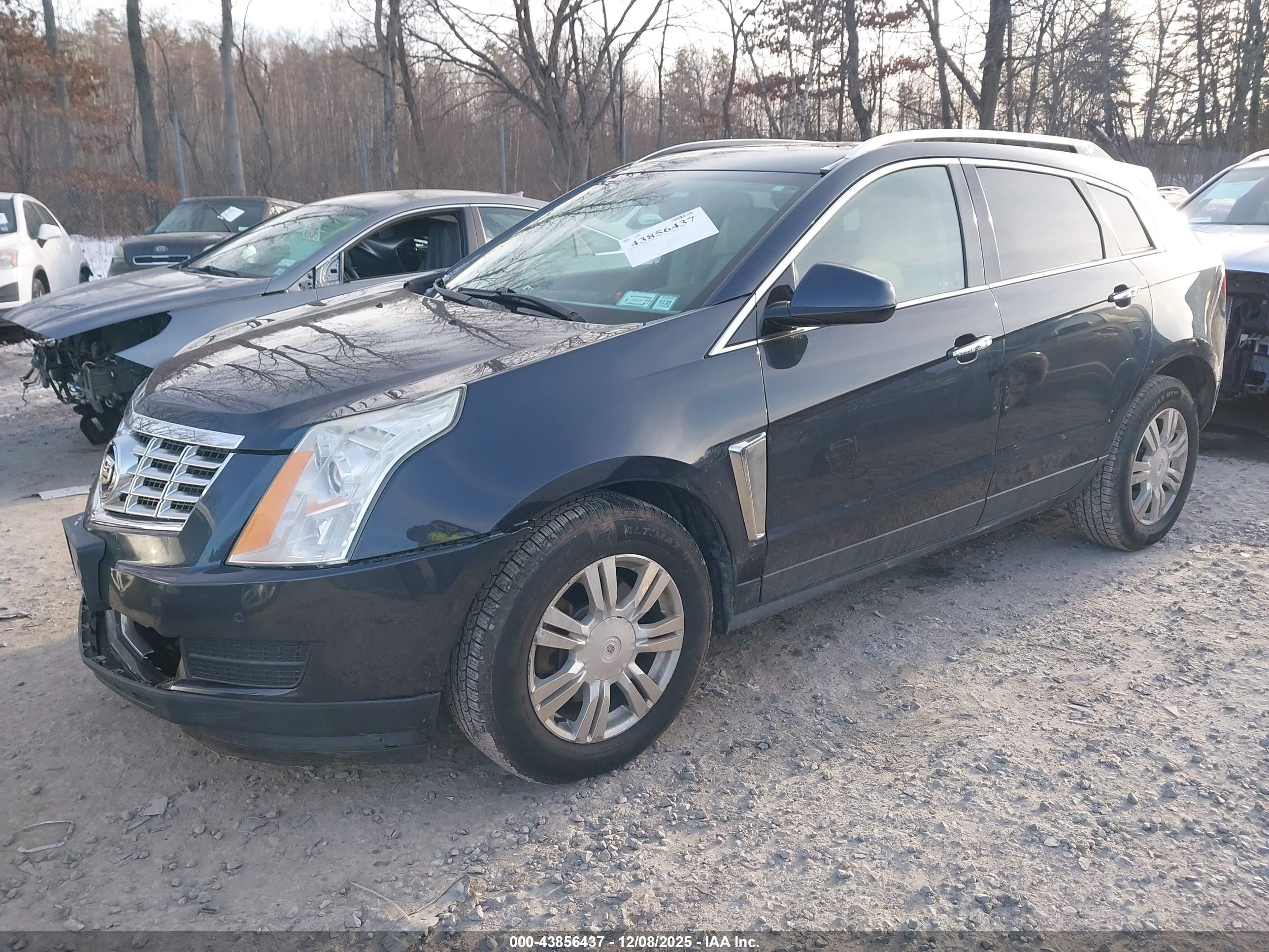 CADILLAC SRX image 2