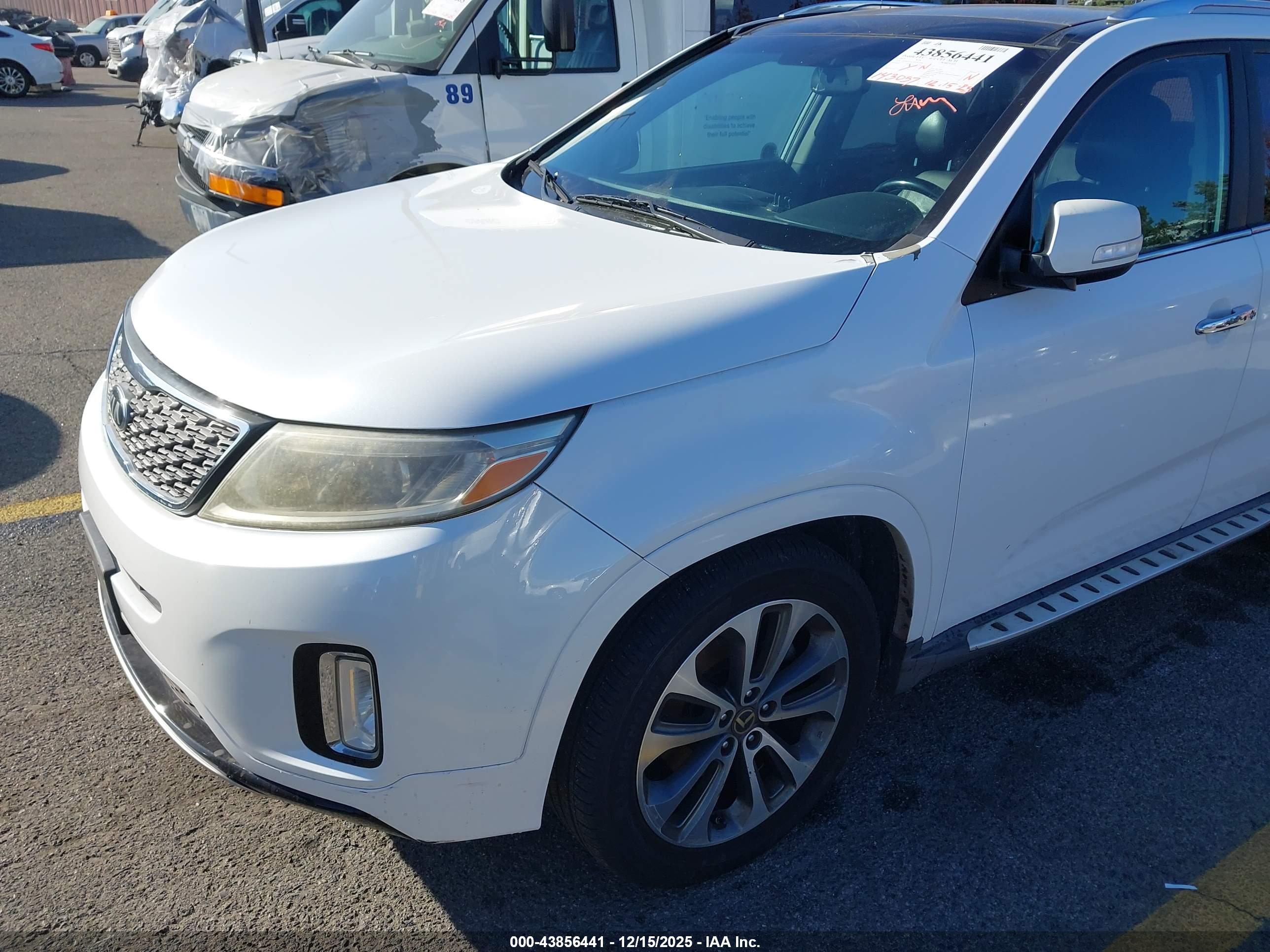 KIA SORENTO image 6