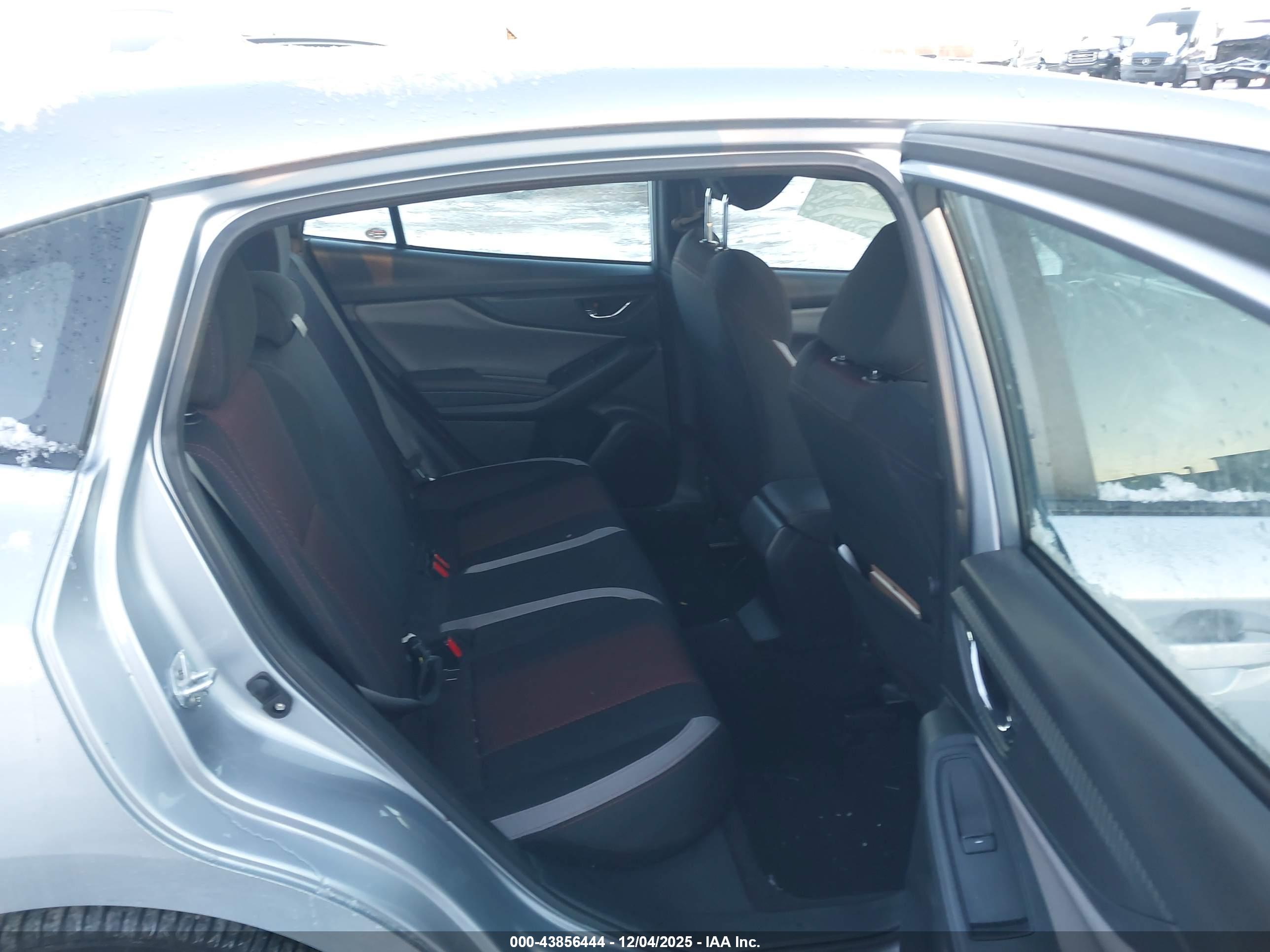 SUBARU IMPREZA image 8