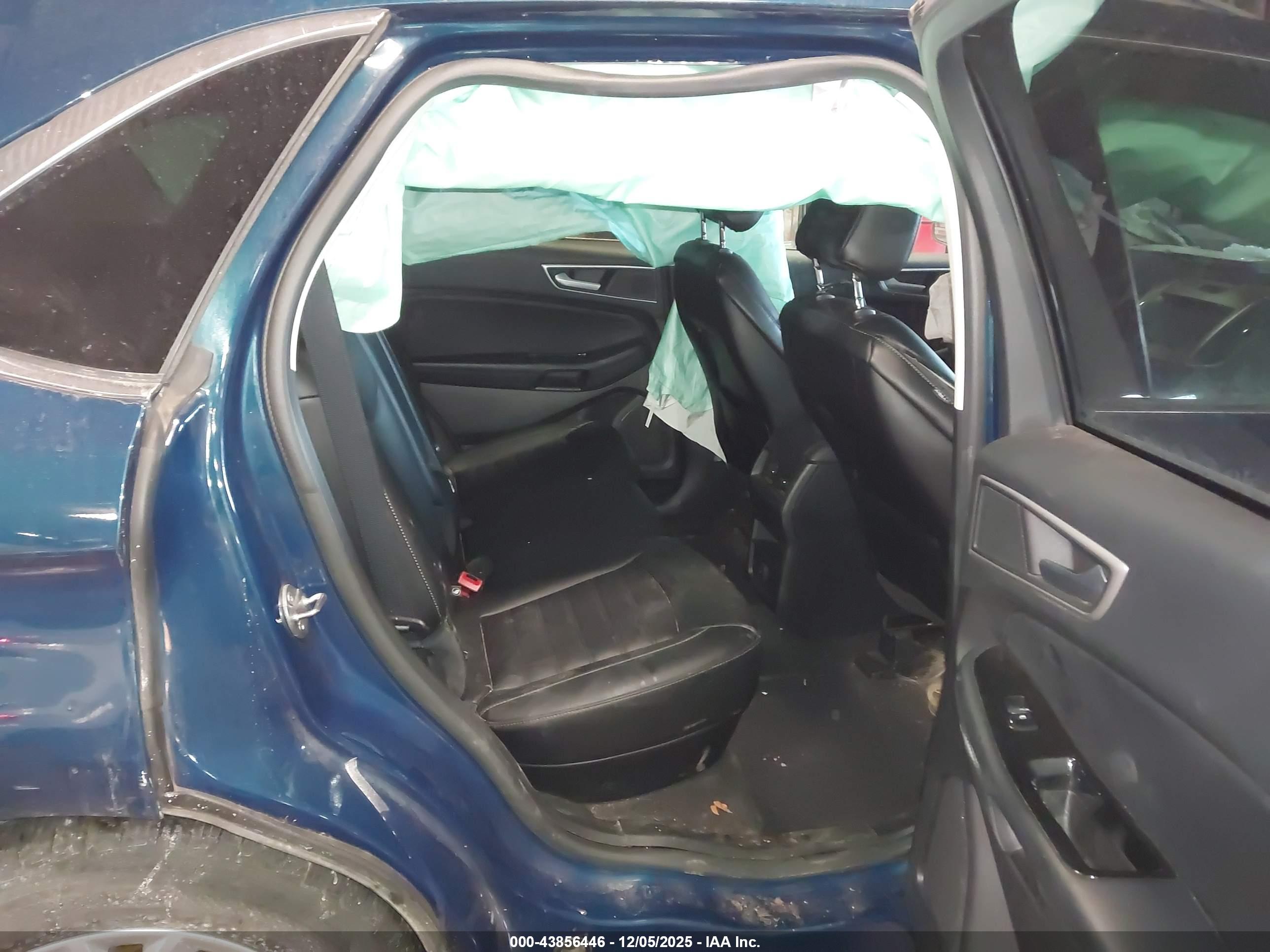 FORD EDGE image 8