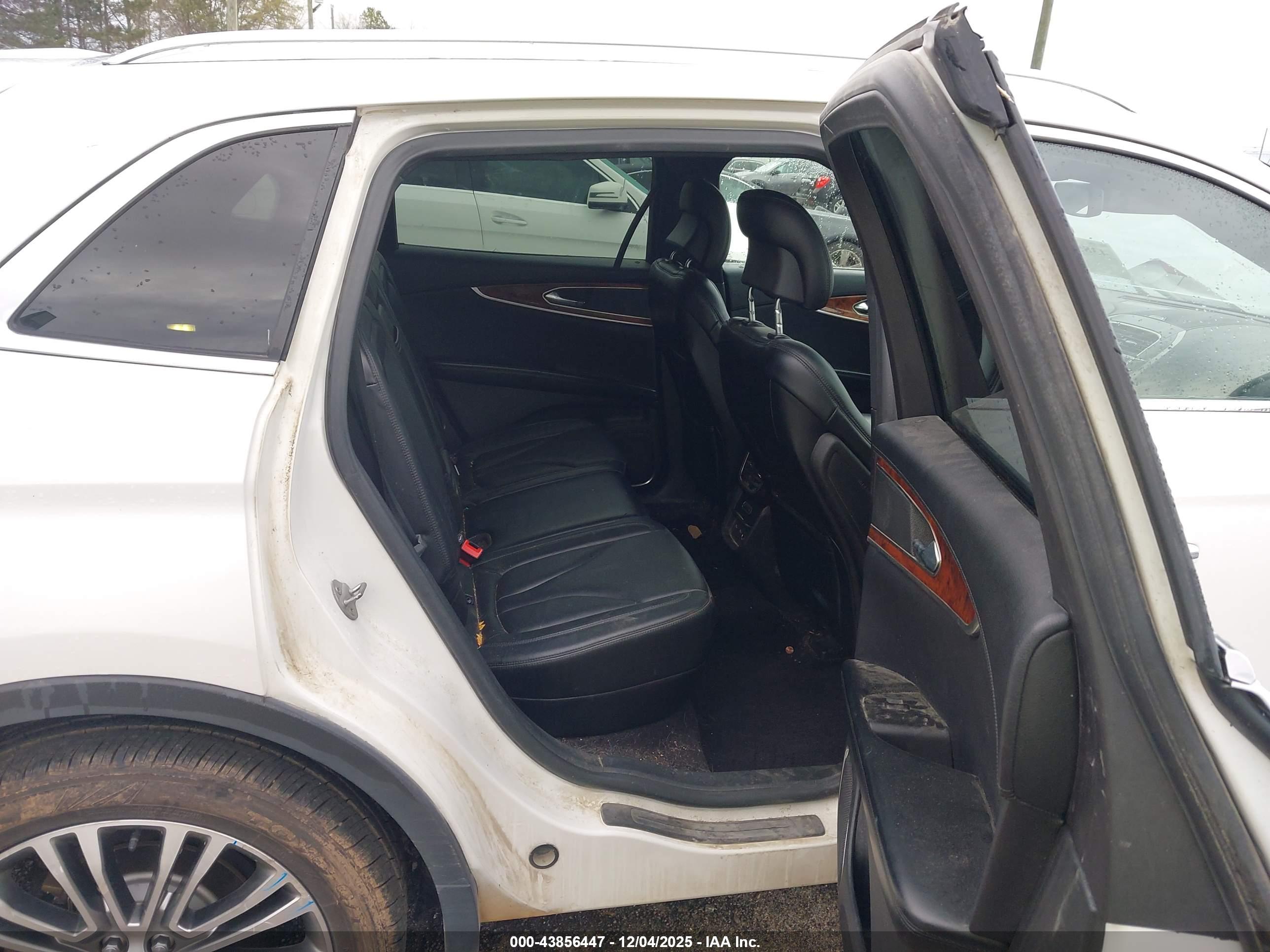 LINCOLN MKX image 8