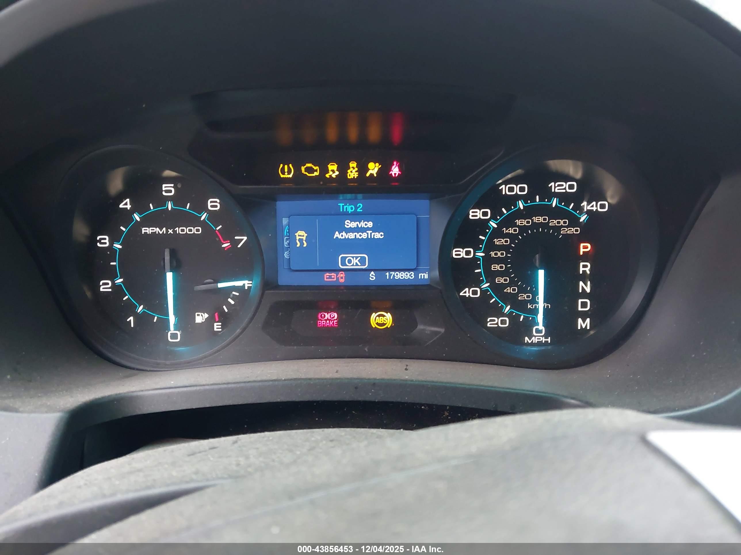 FORD EXPLORER image 7