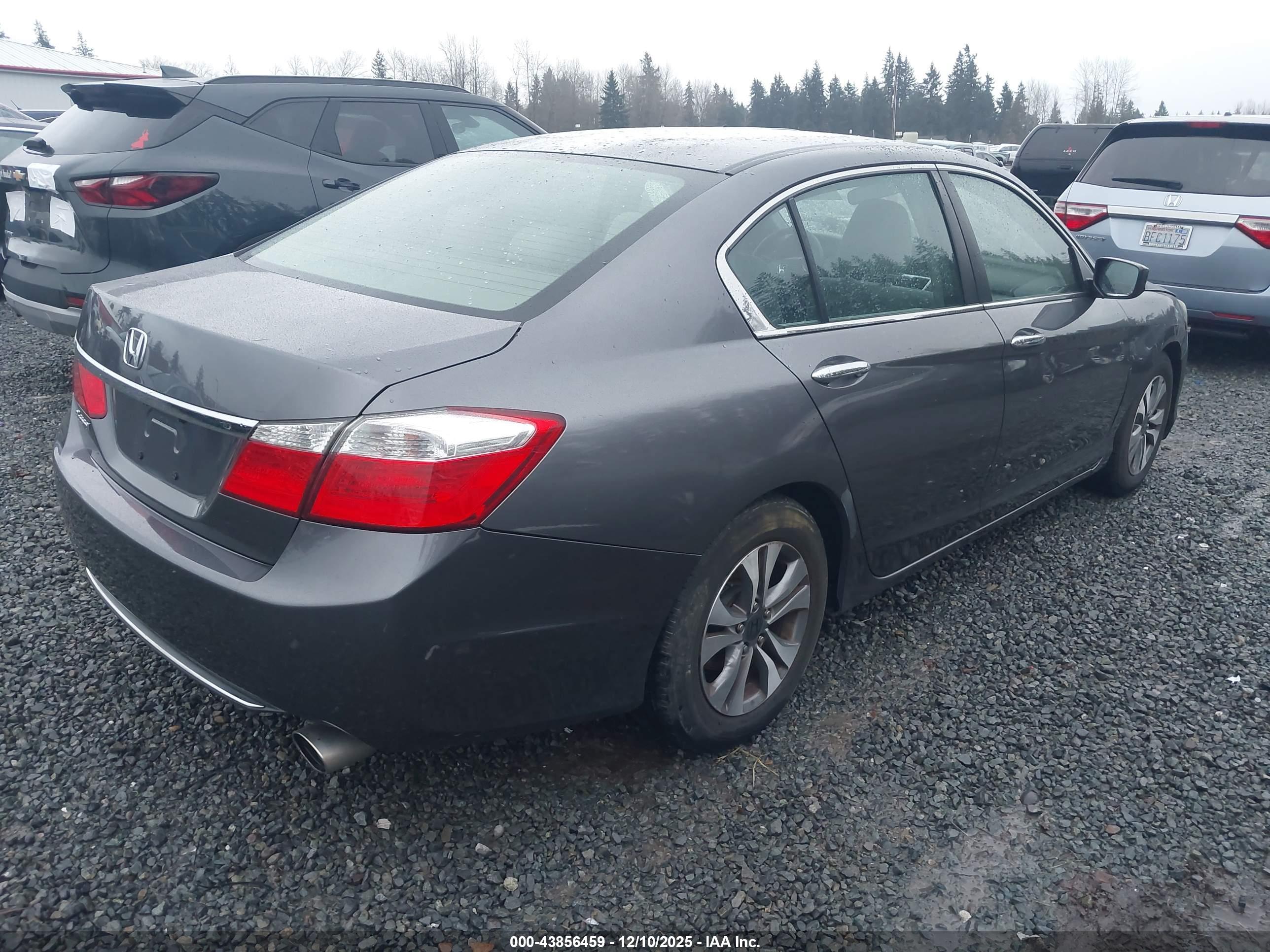 HONDA ACCORD image 4