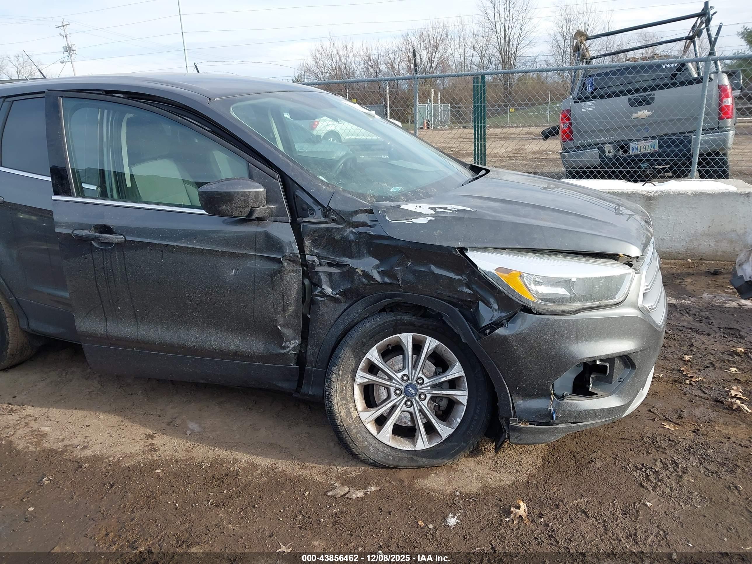 FORD ESCAPE image 6