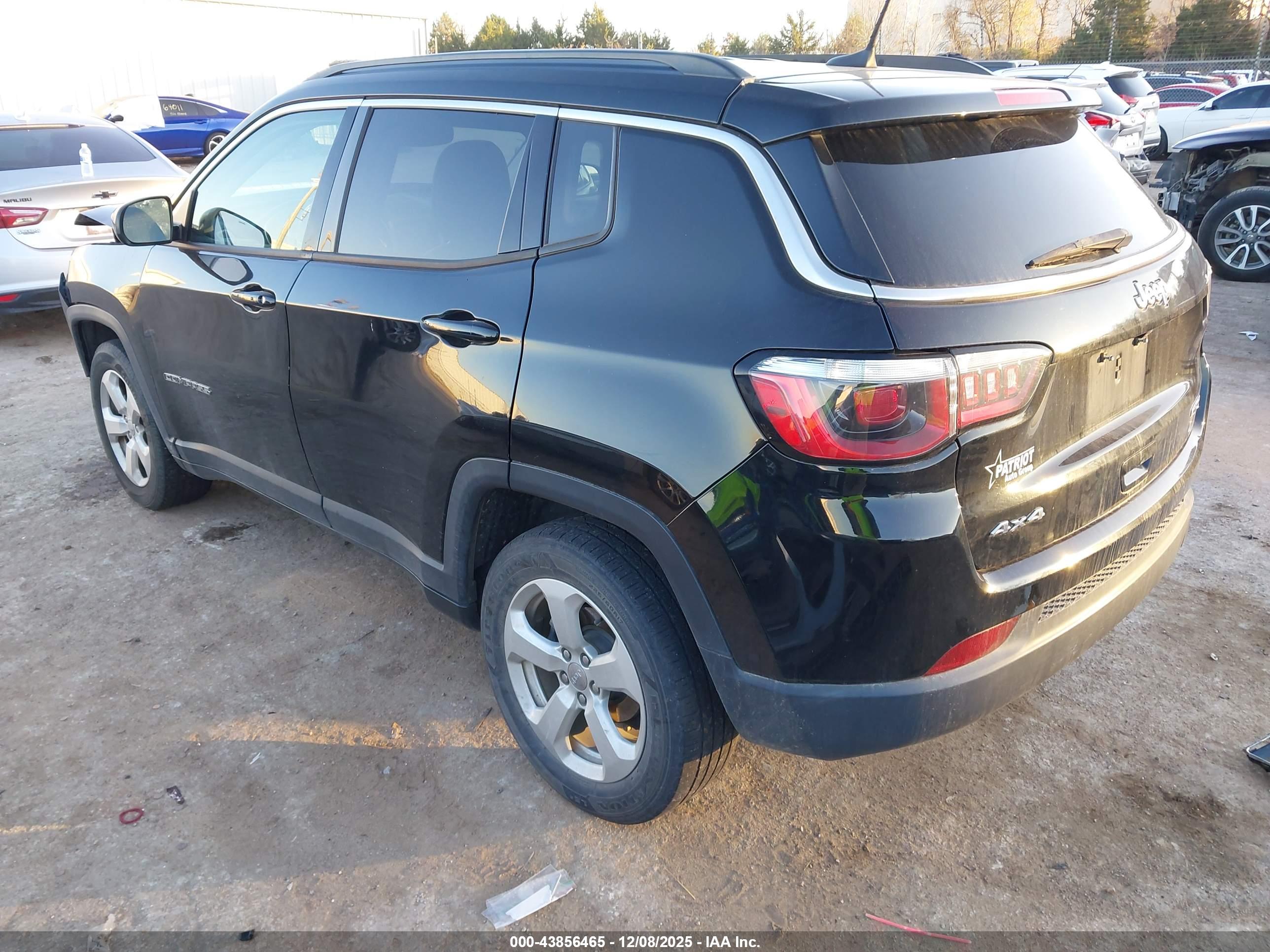 JEEP COMPASS image 3