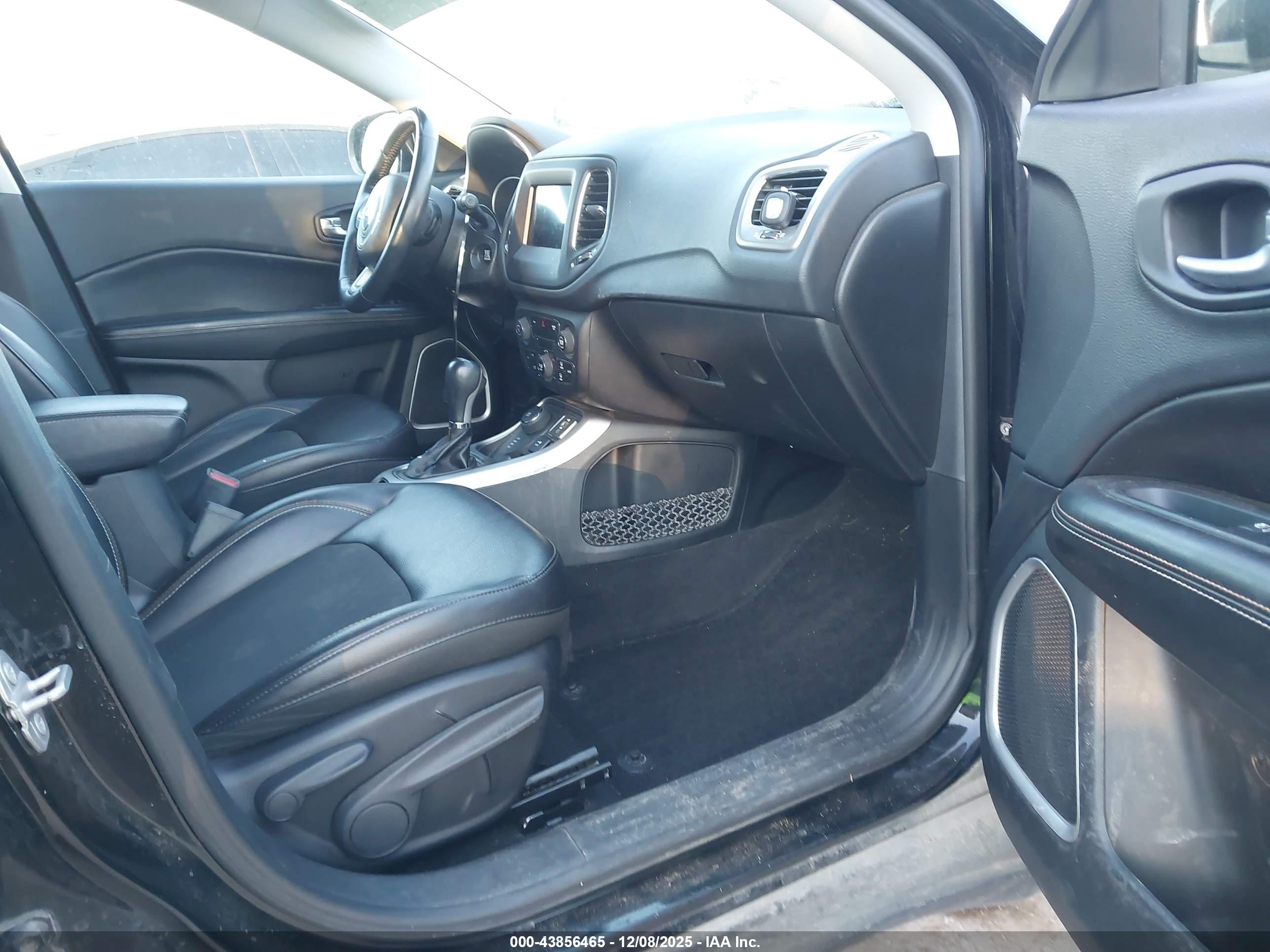 JEEP COMPASS image 5