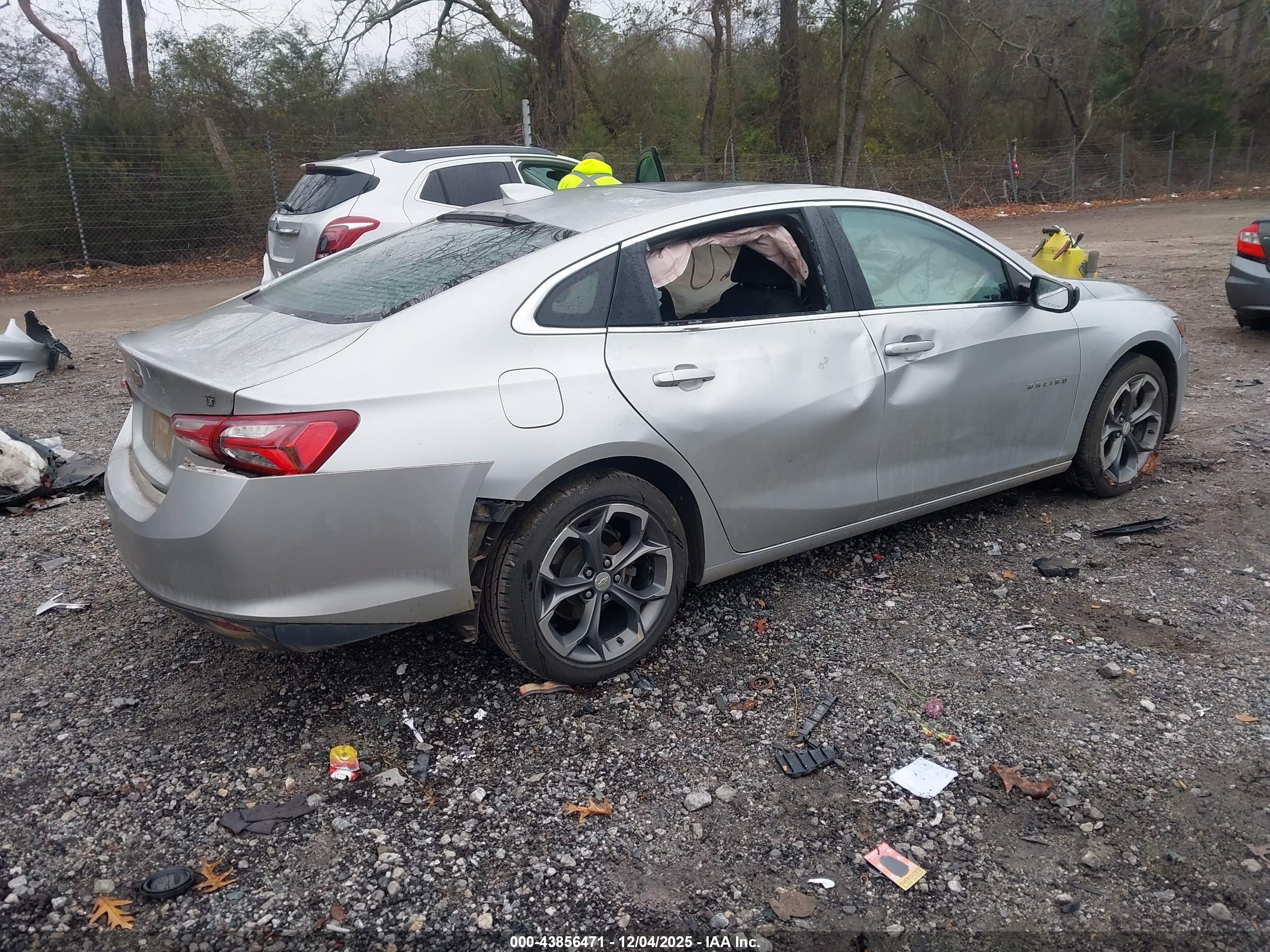 CHEVROLET MALIBU image 4