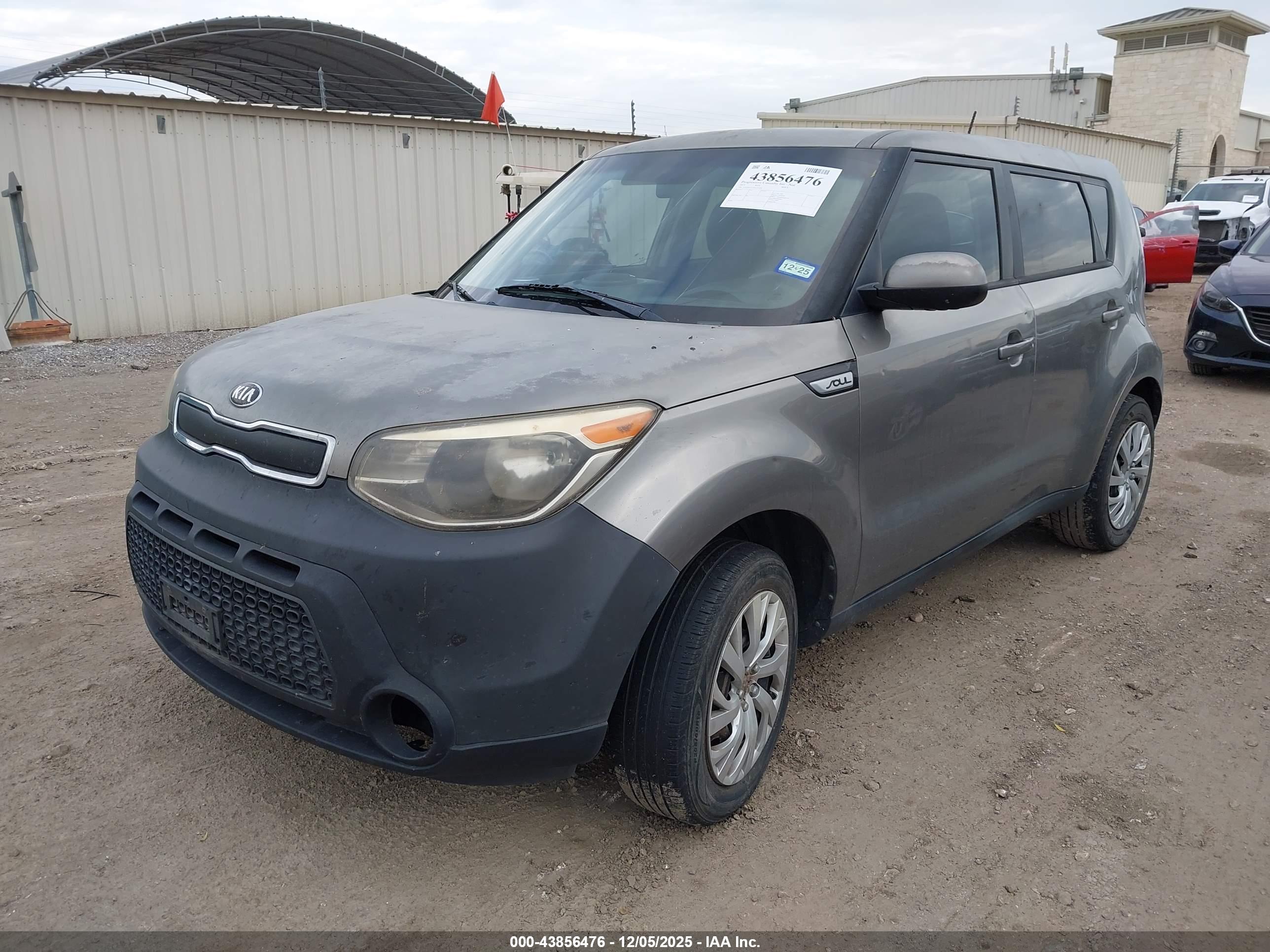 KIA SOUL image 2