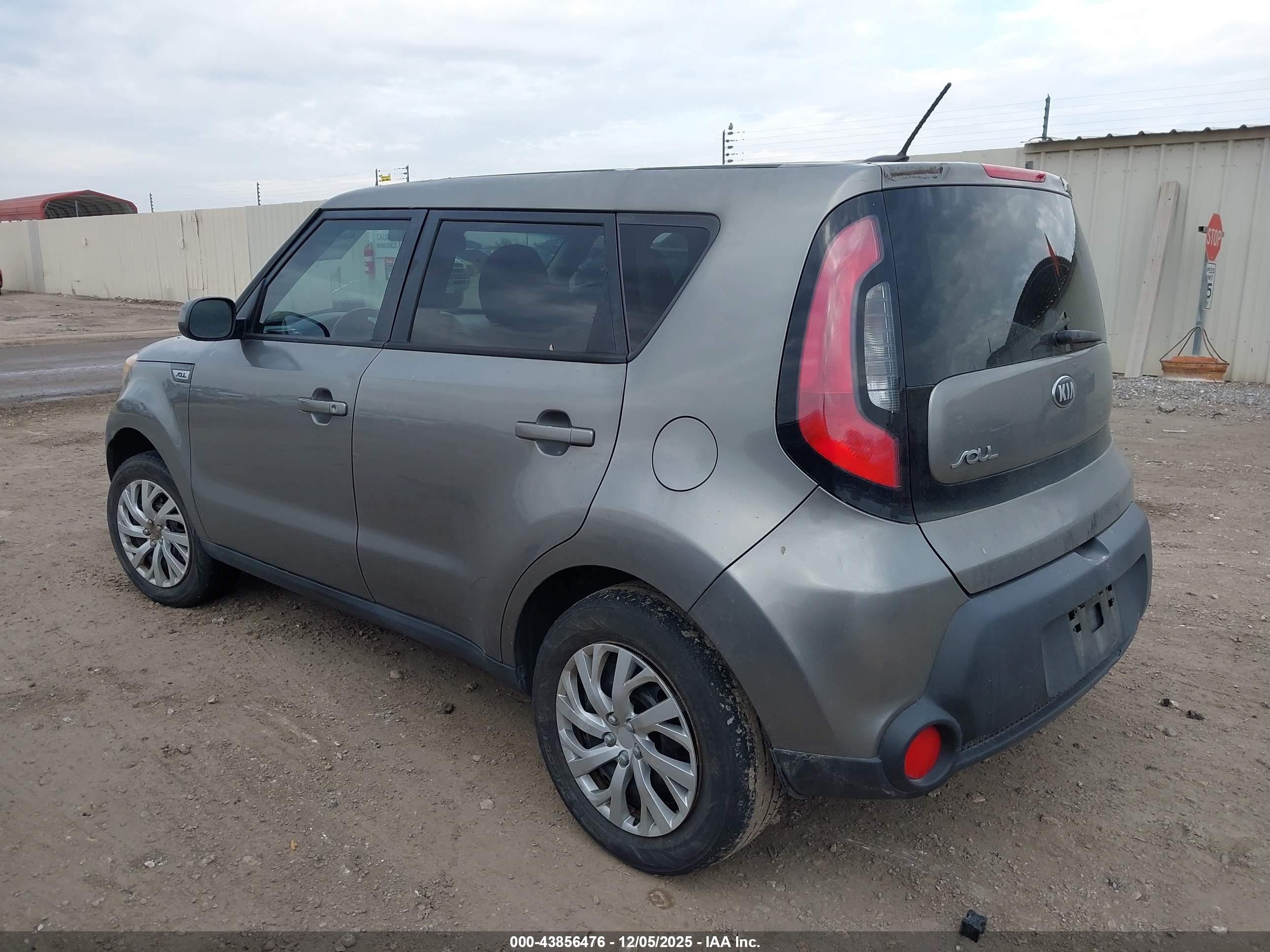 KIA SOUL image 3