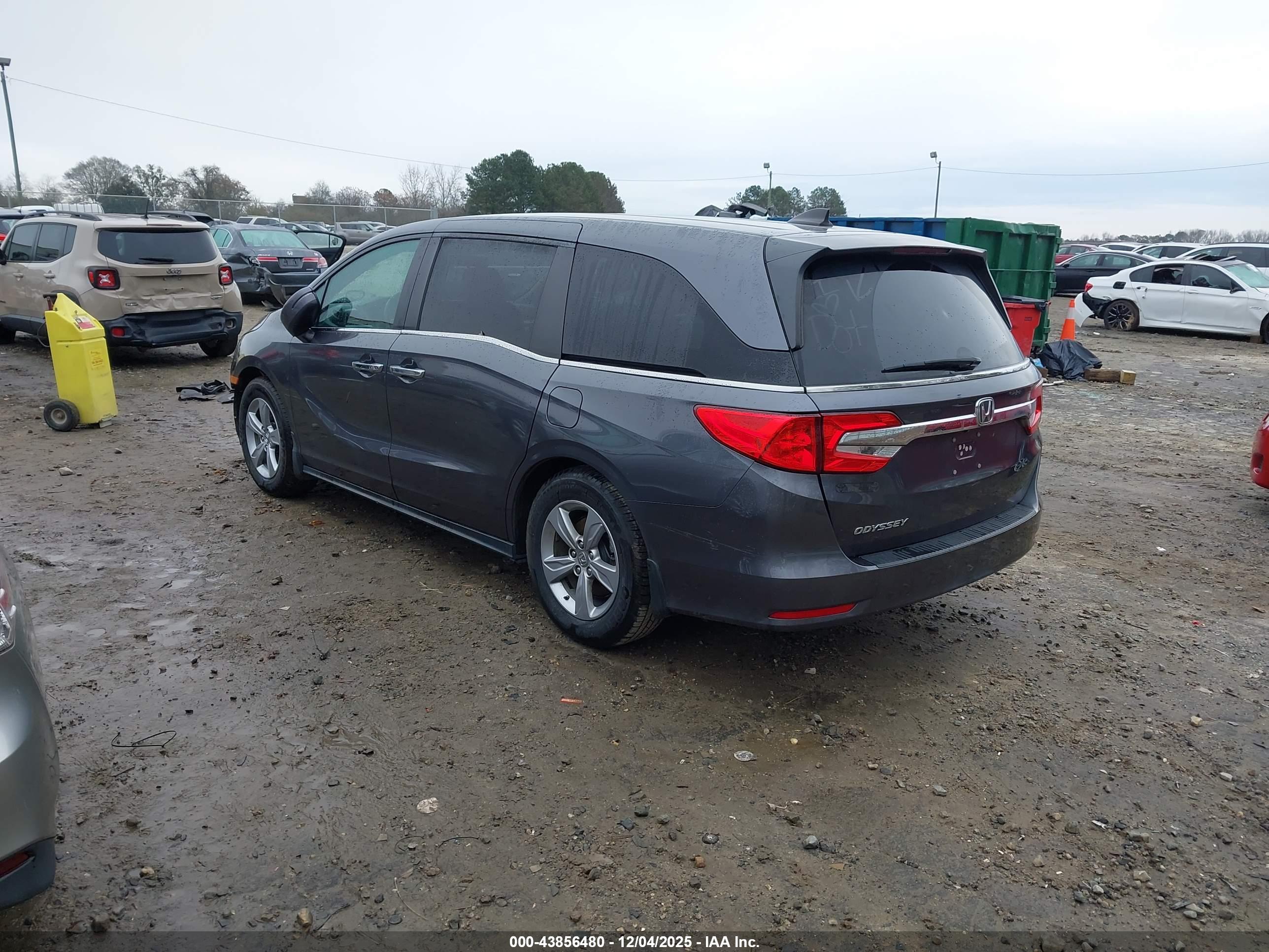HONDA ODYSSEY image 3