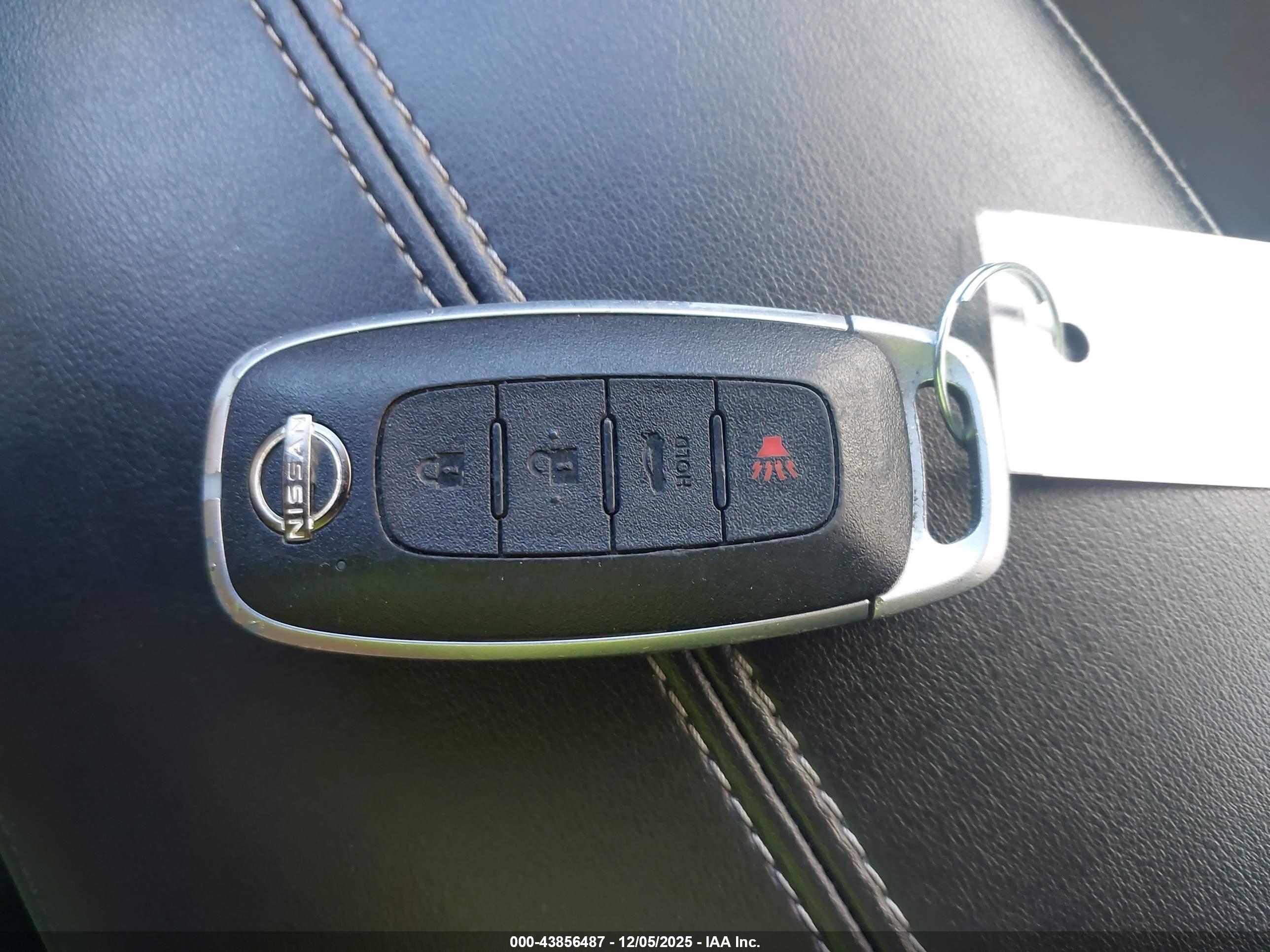 NISSAN SENTRA image 11