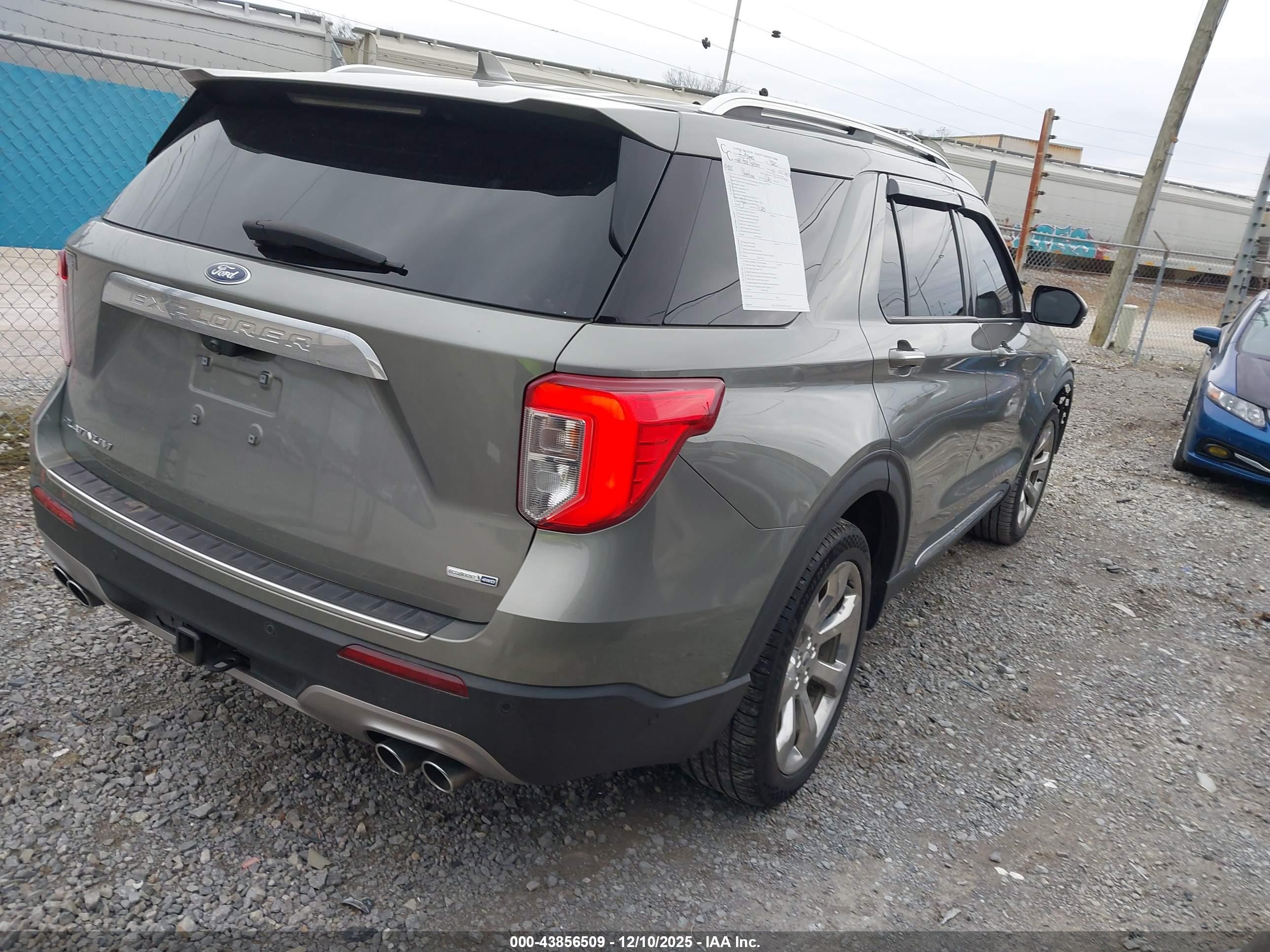 FORD EXPLORER image 4