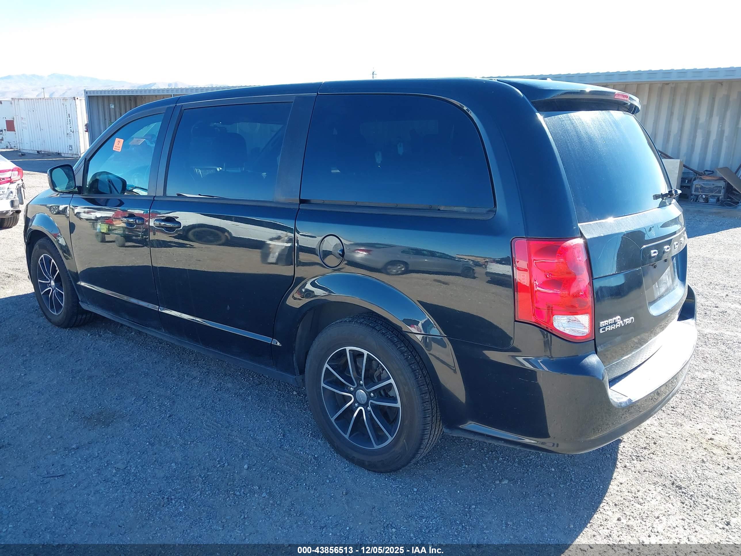 DODGE GRAND image 3