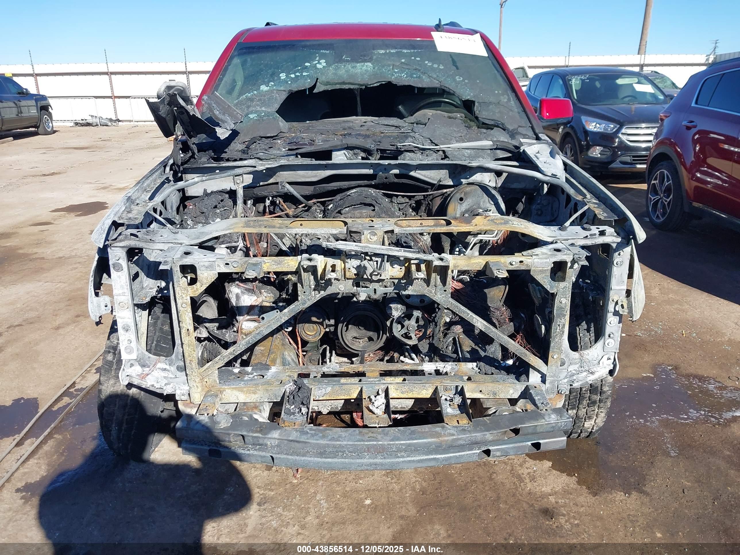 CHEVROLET TAHOE image 6