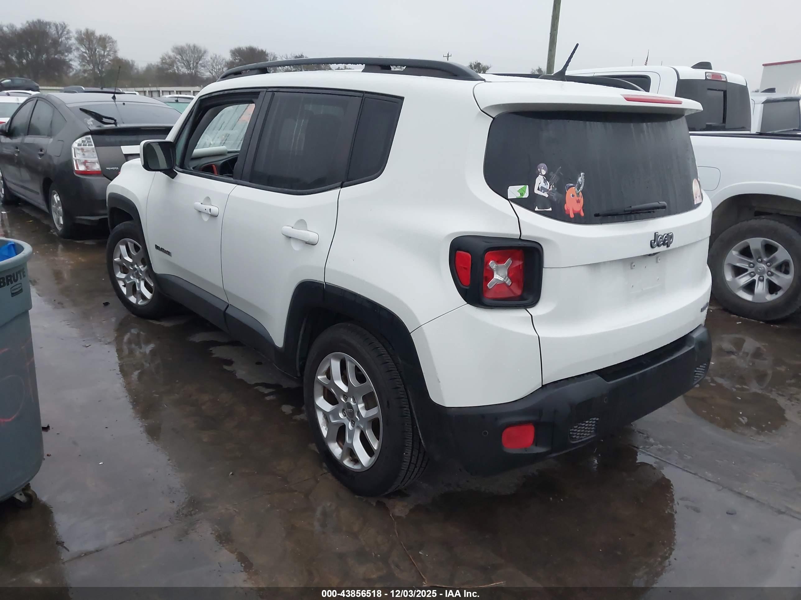JEEP RENEGADE image 3