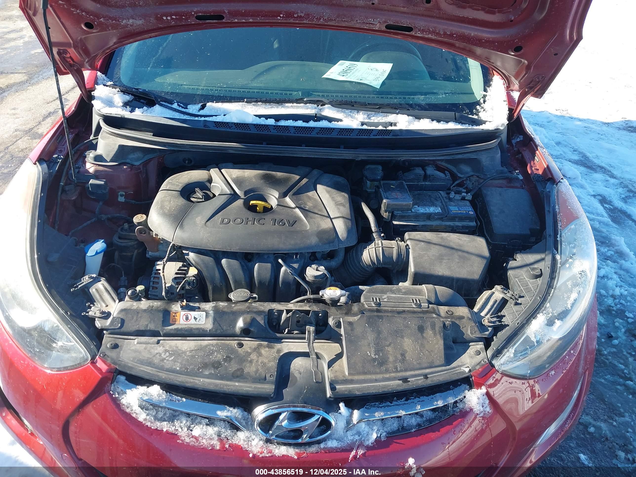 HYUNDAI ELANTRA image 10