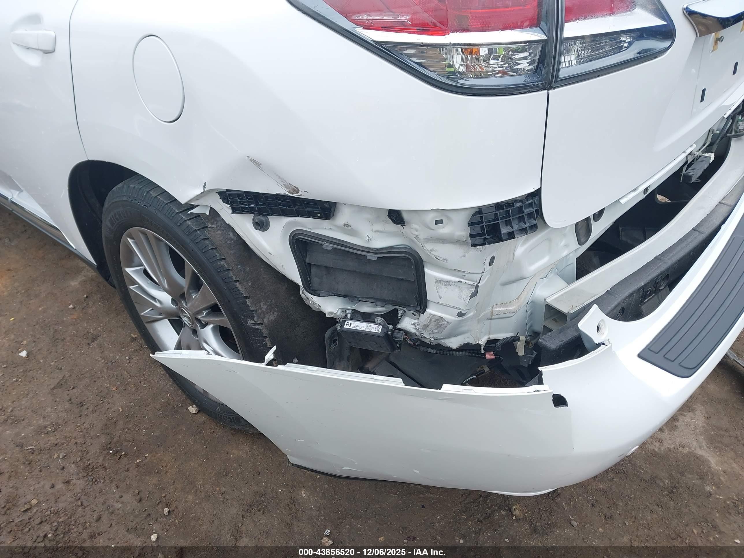 LEXUS RX image 6