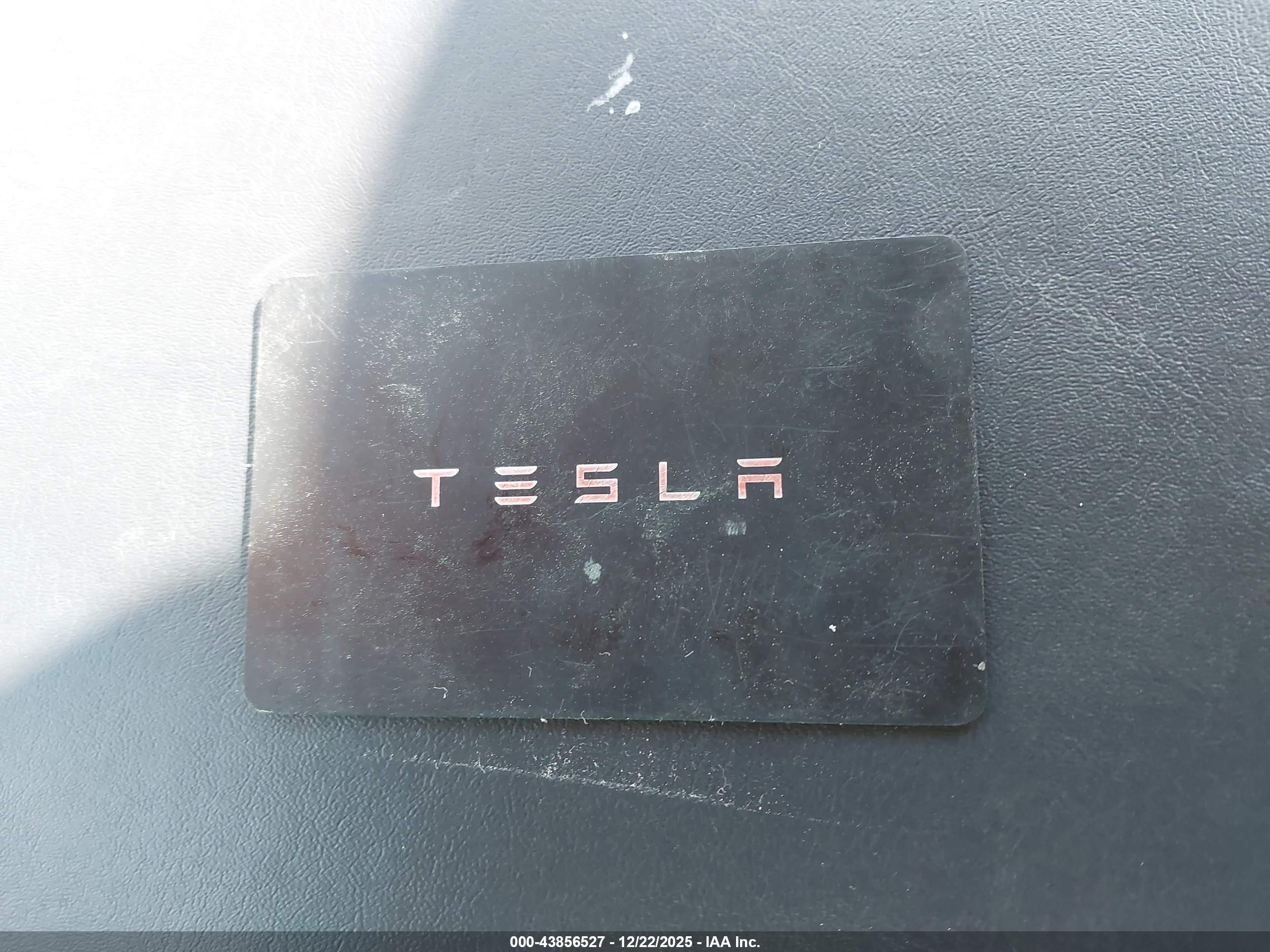 TESLA MODEL image 11