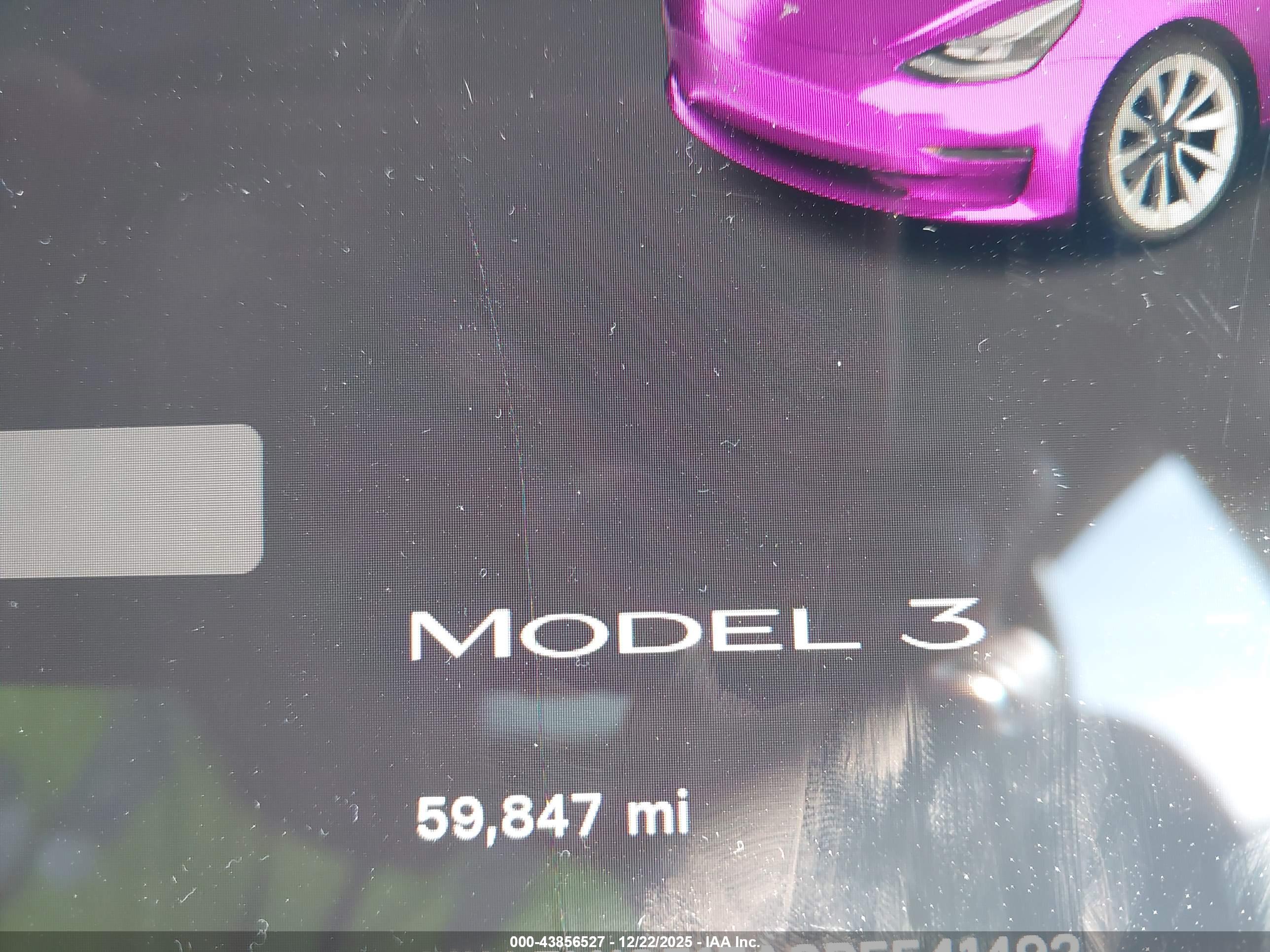 TESLA MODEL image 7