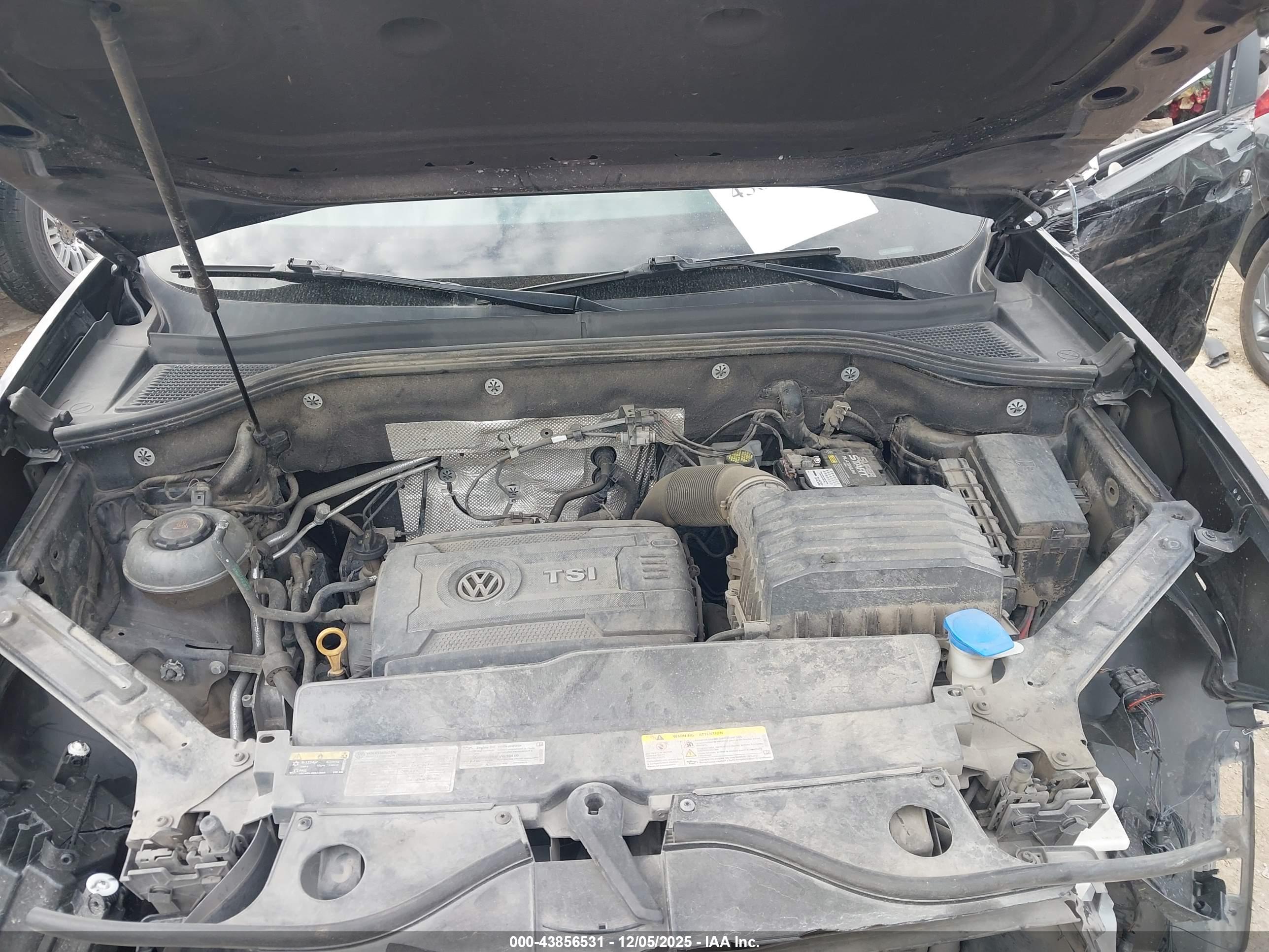 VOLKSWAGEN ATLAS image 10