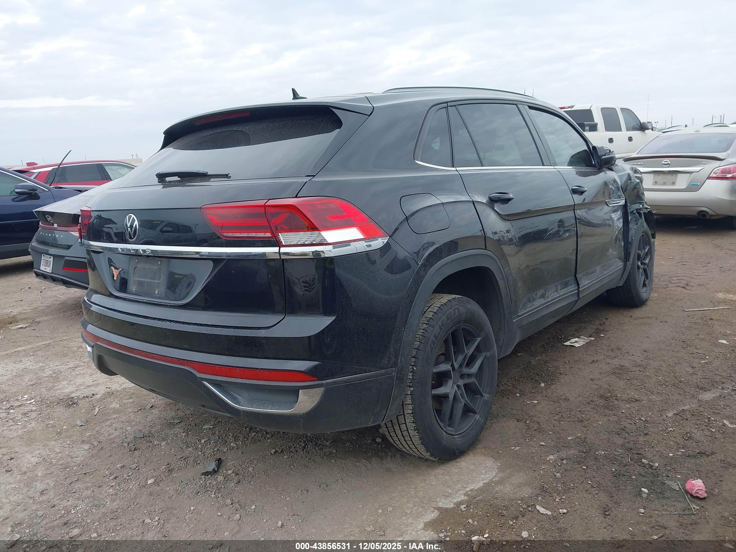 VOLKSWAGEN ATLAS image 4