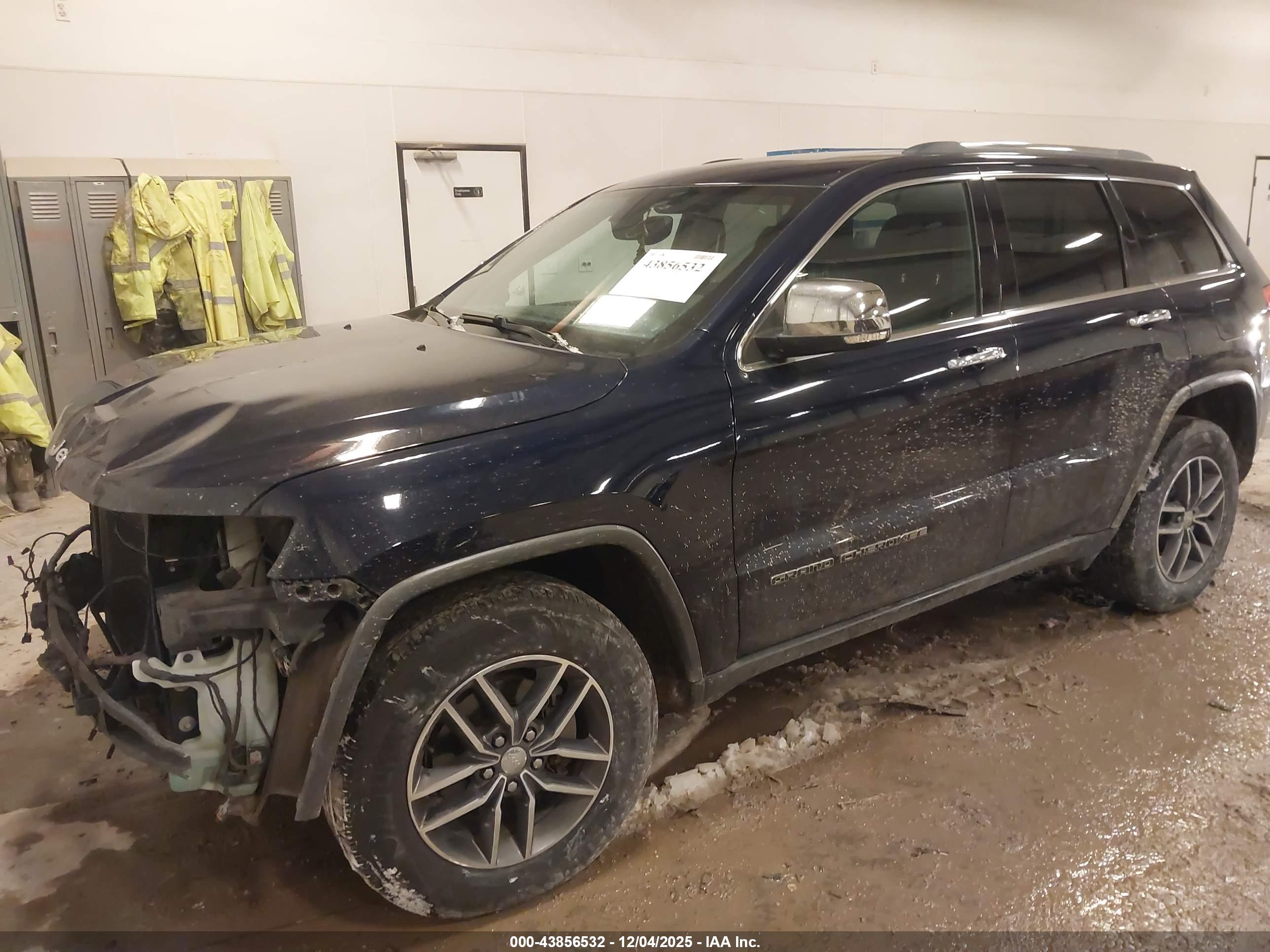 JEEP GRAND image 2