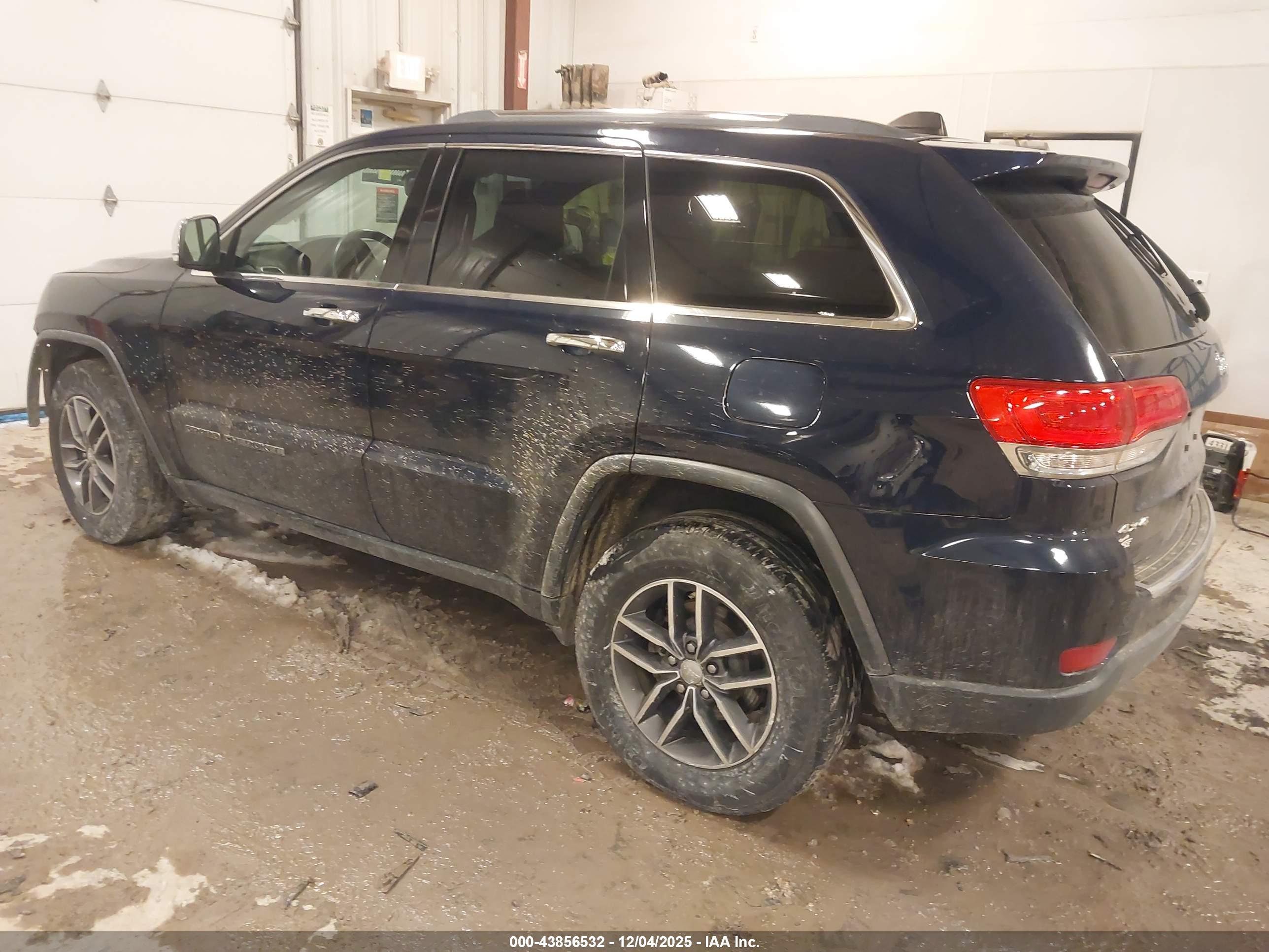 JEEP GRAND image 3