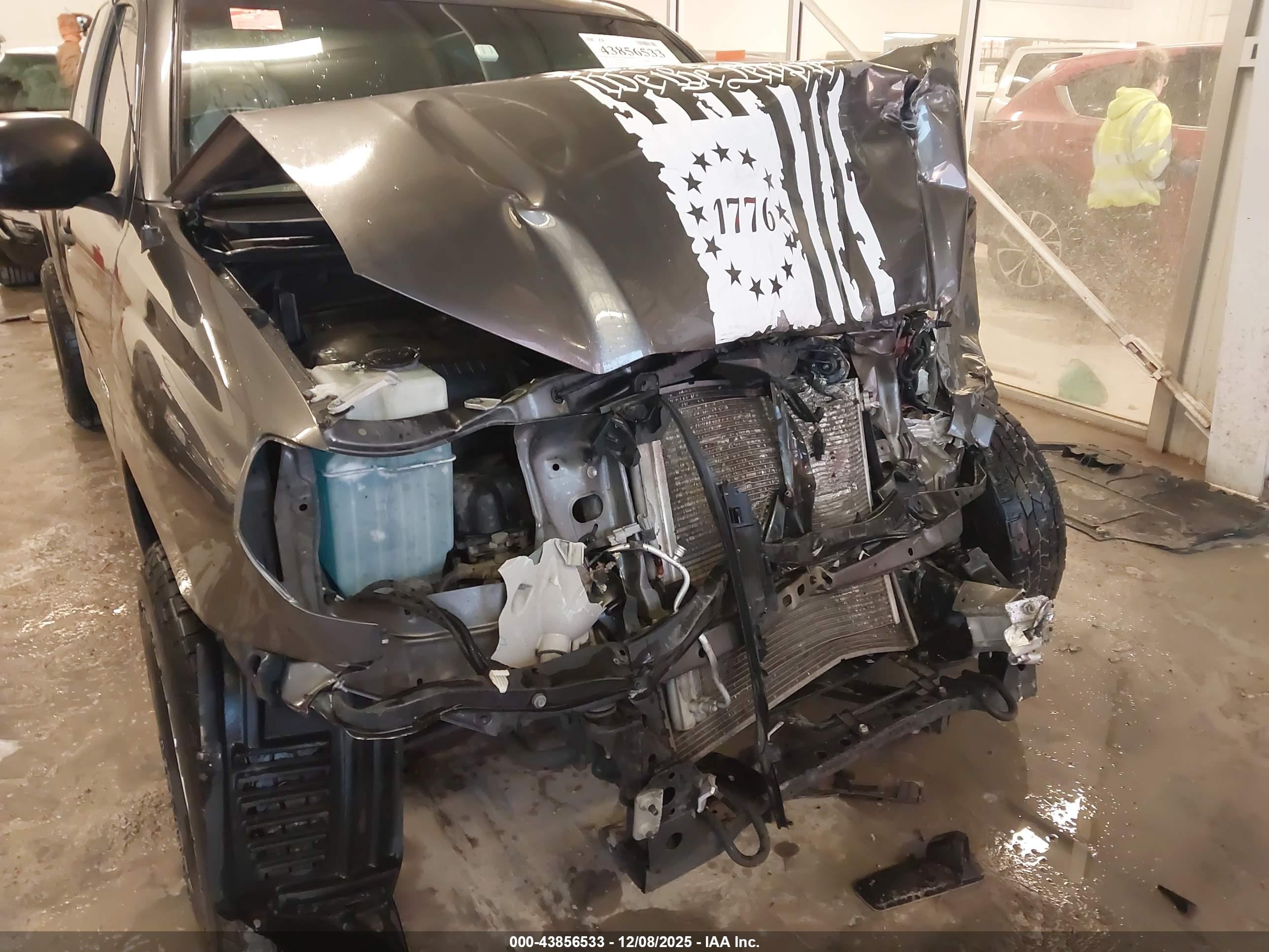 TOYOTA TACOMA image 6
