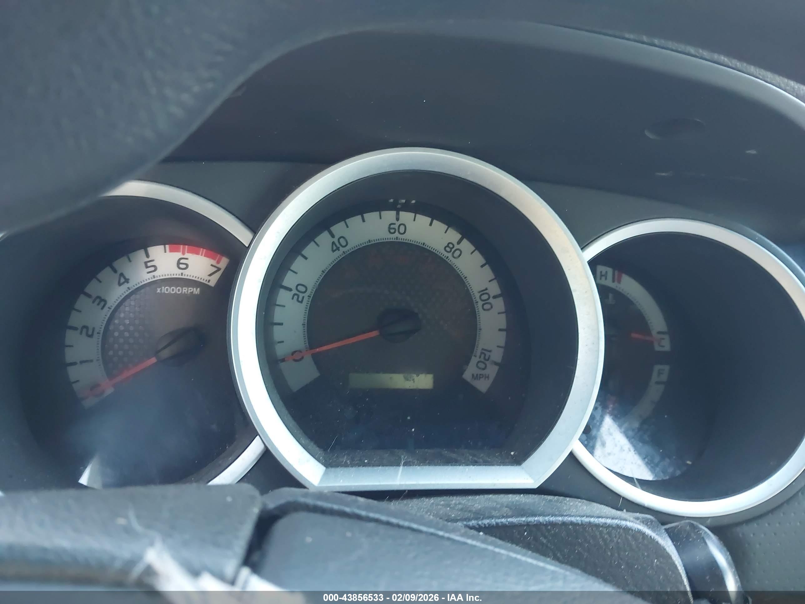 TOYOTA TACOMA image 7