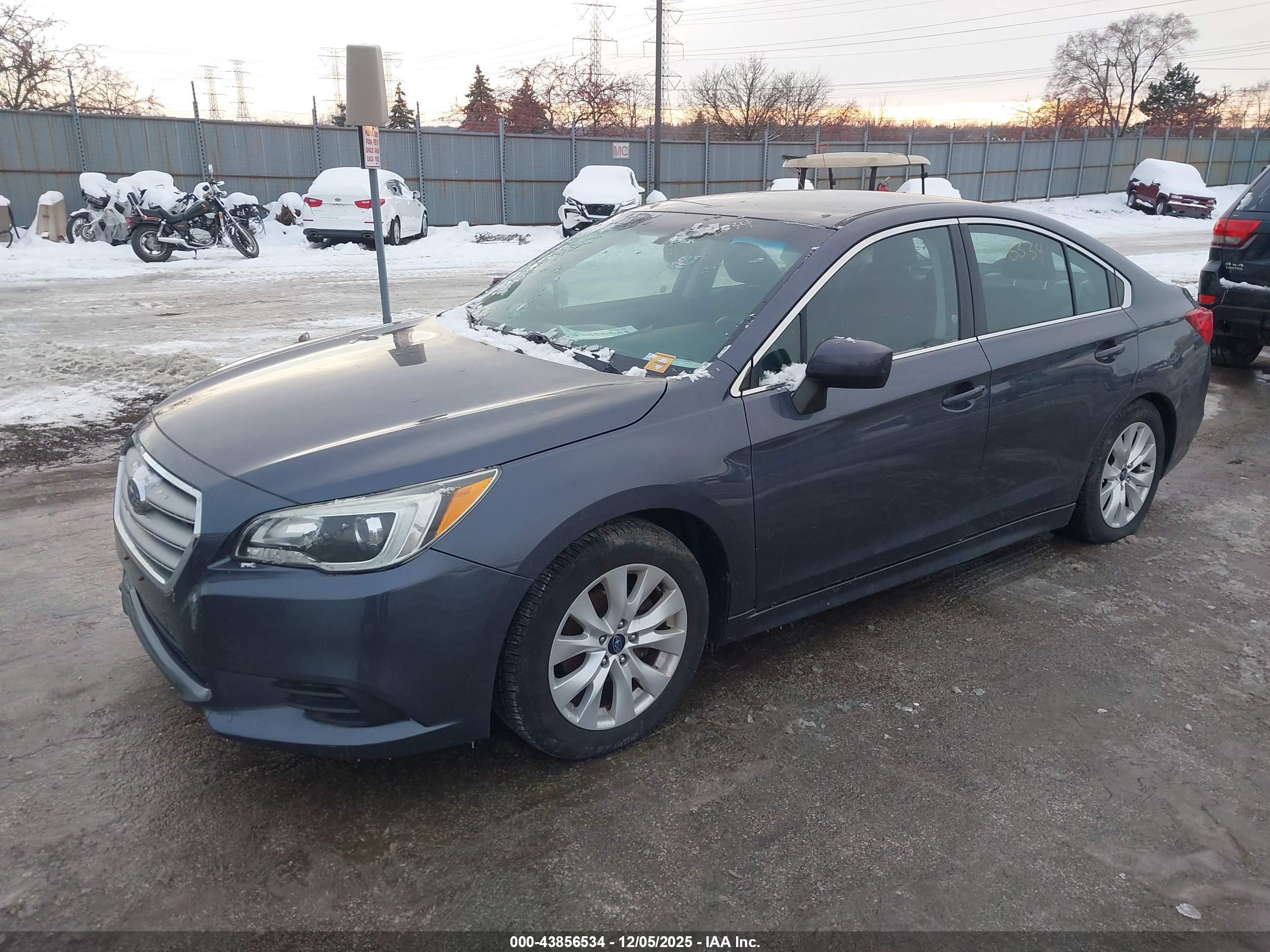SUBARU LEGACY image 2