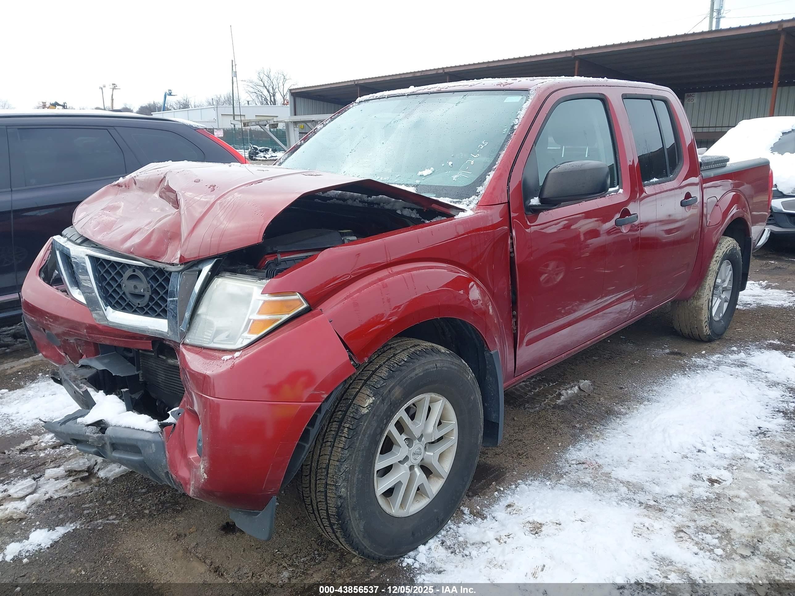 NISSAN FRONTIER image 2