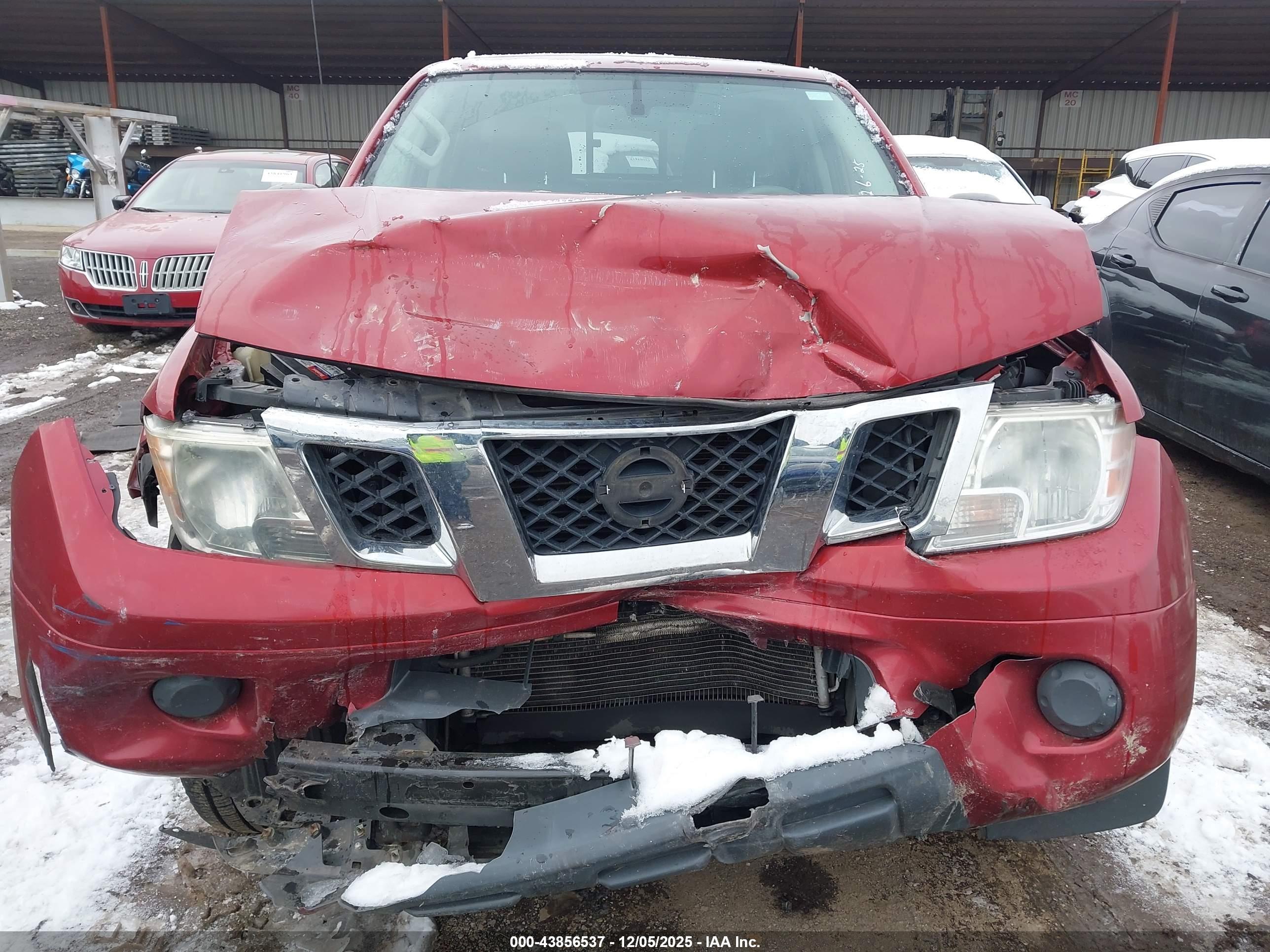 NISSAN FRONTIER image 6