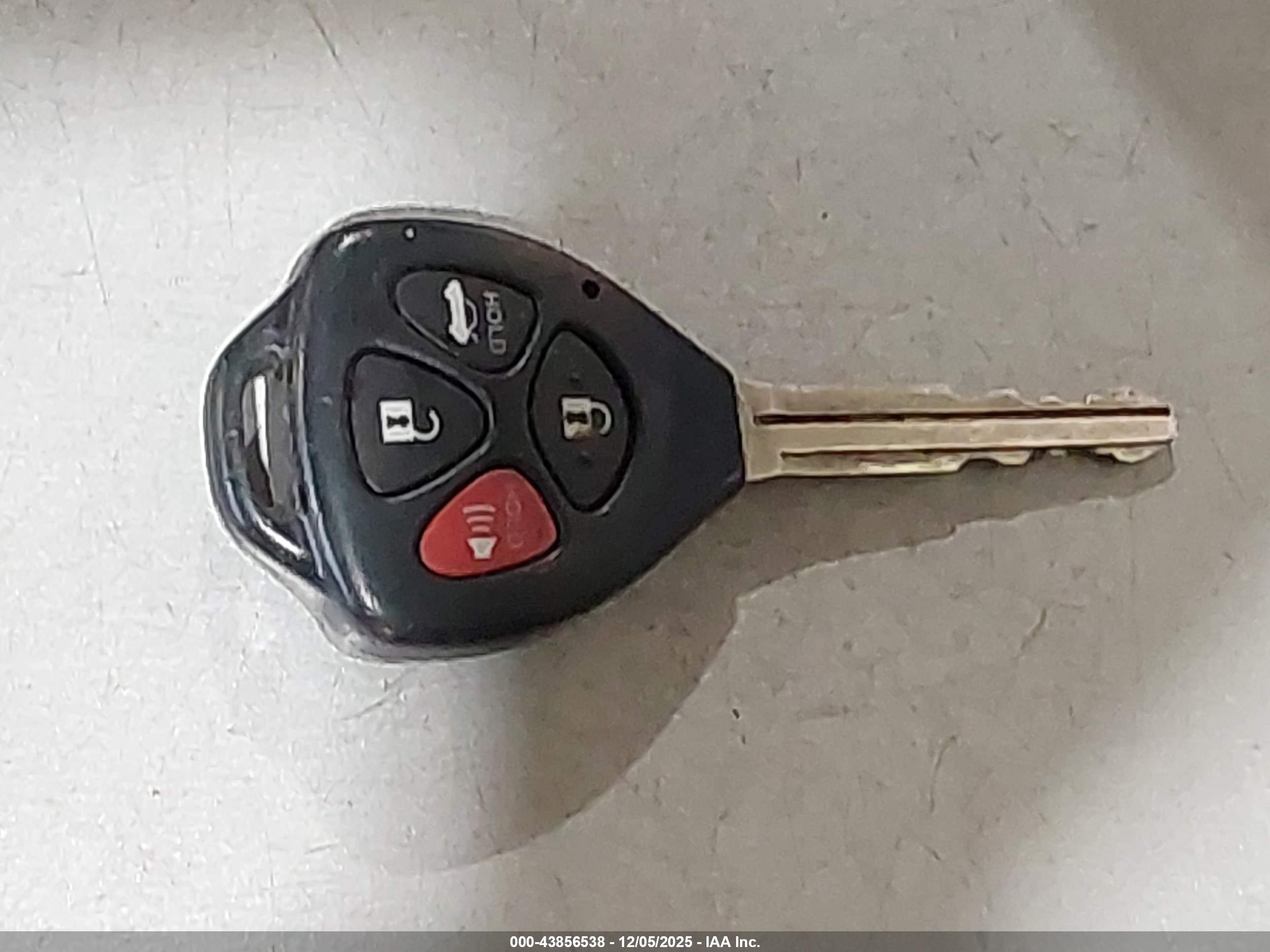 TOYOTA COROLLA image 11