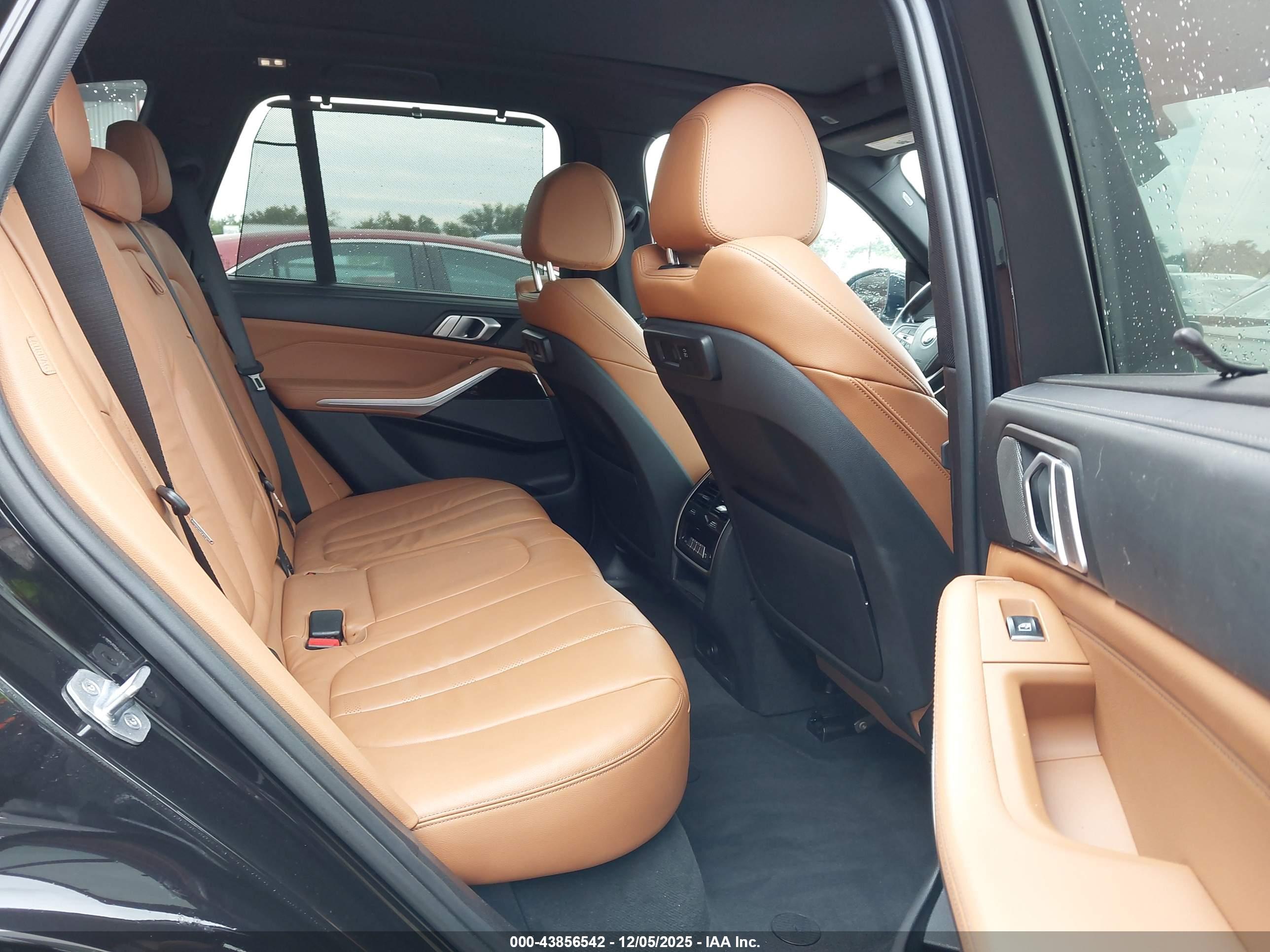 BMW X5 image 8