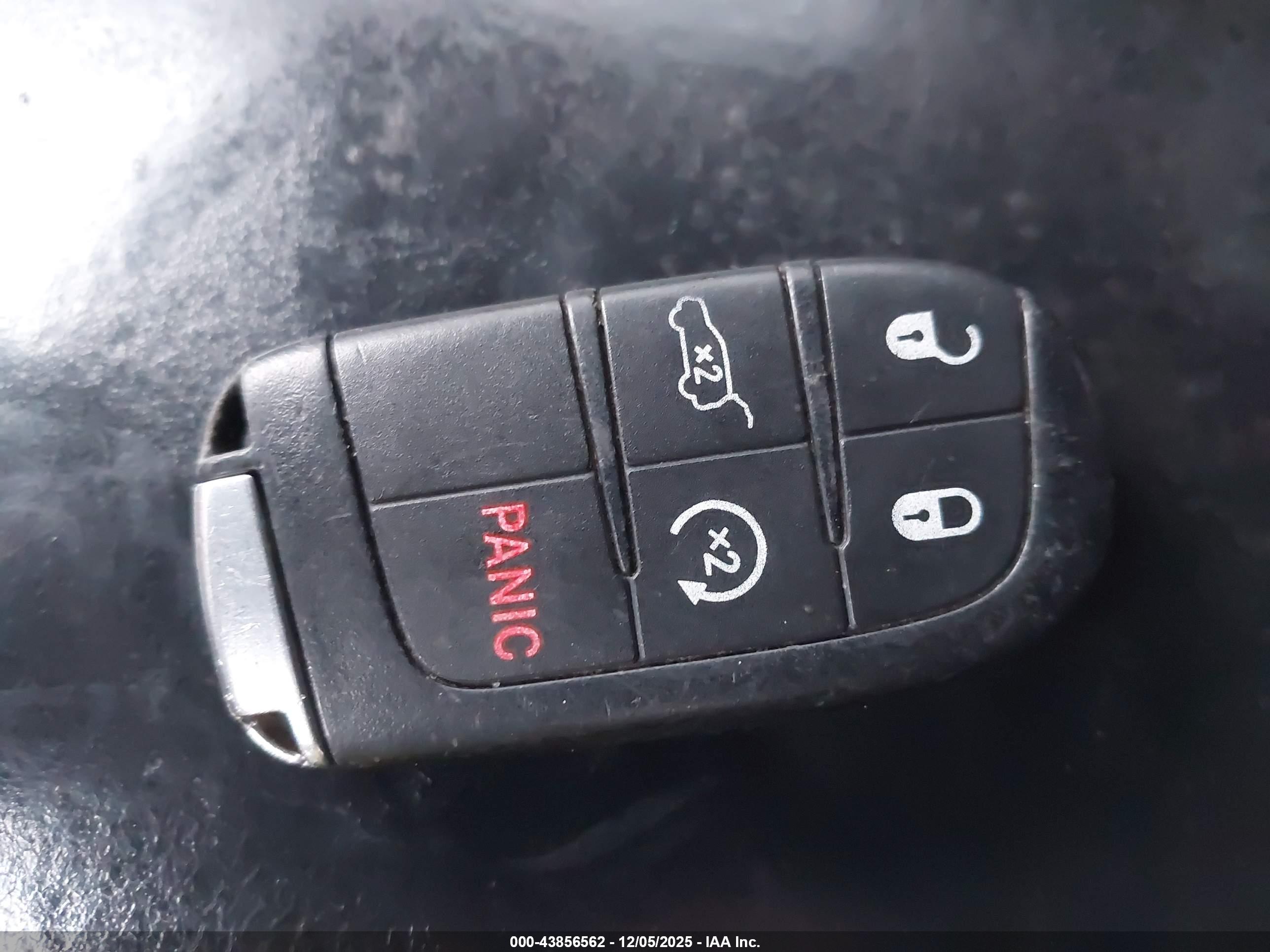 JEEP GRAND image 11
