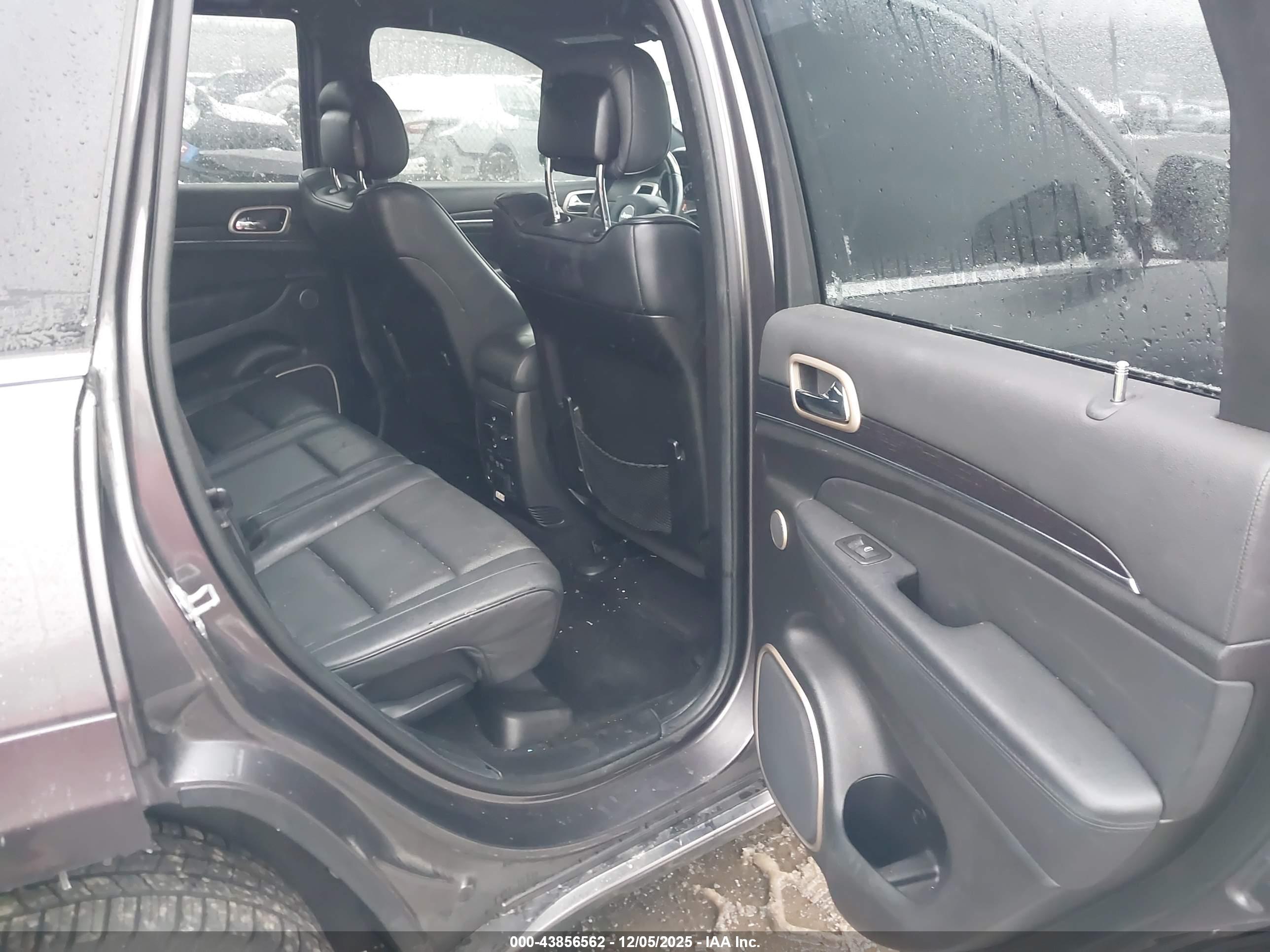 JEEP GRAND image 8