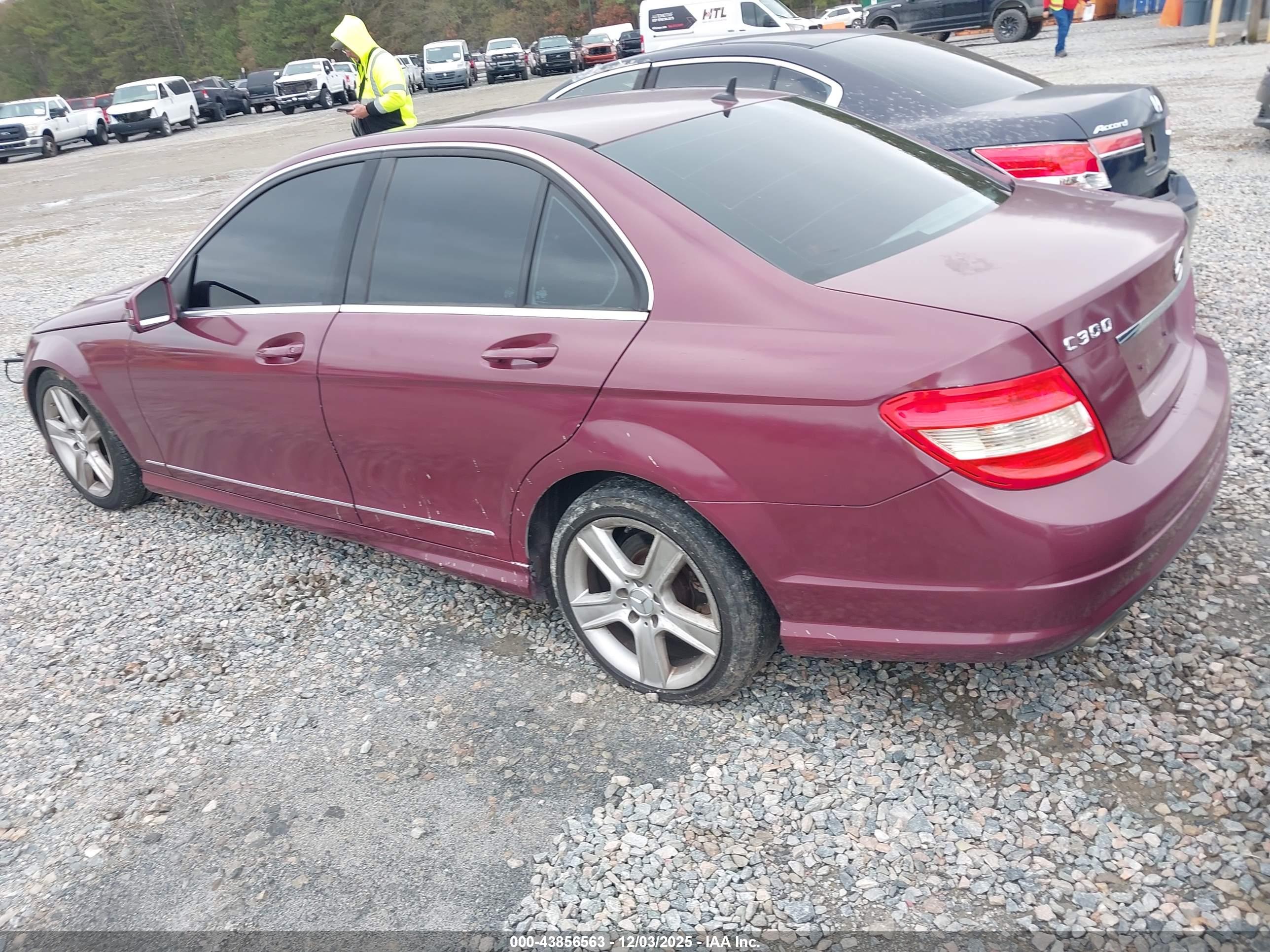 MERCEDES-BENZ C image 3