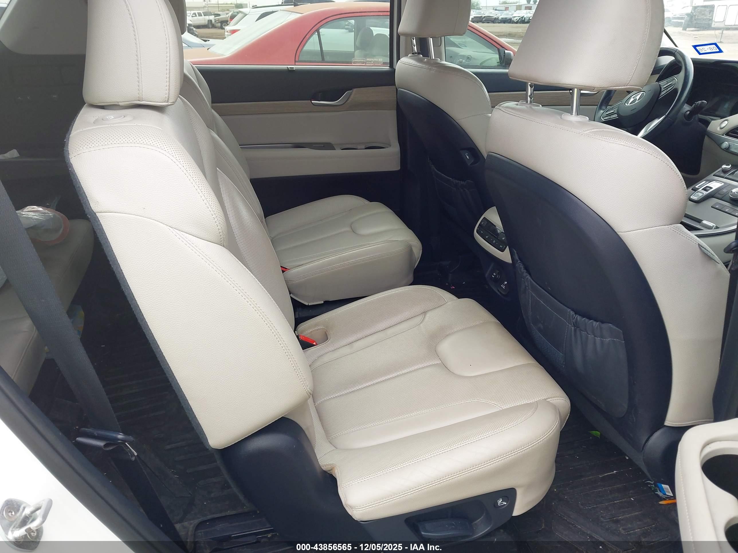 HYUNDAI PALISADE image 8
