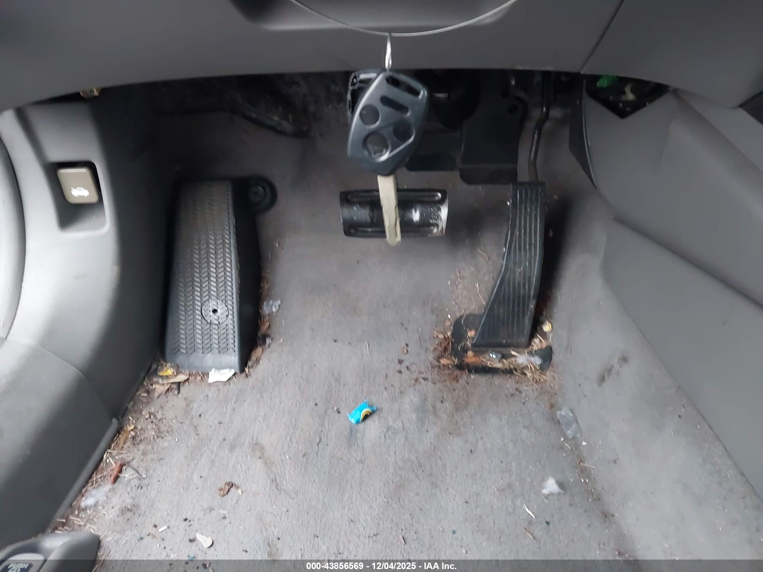 HONDA CIVIC image 11