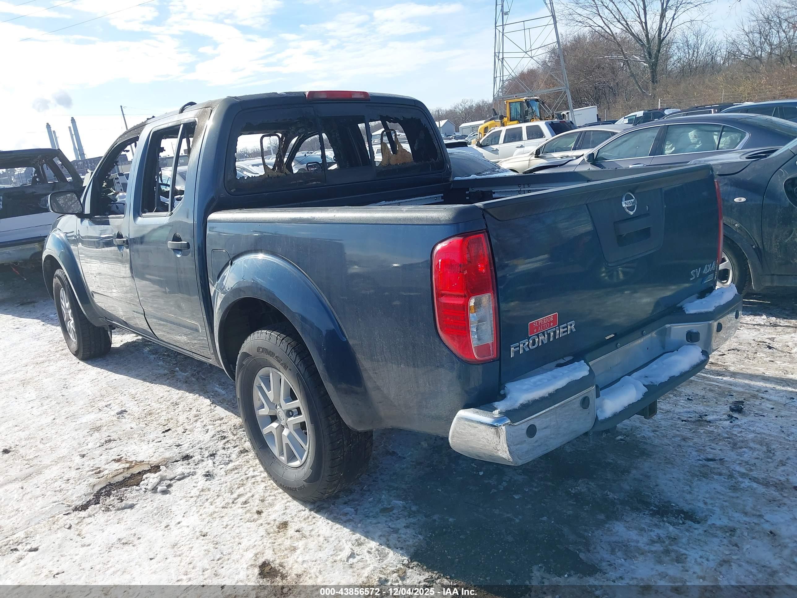NISSAN FRONTIER image 3